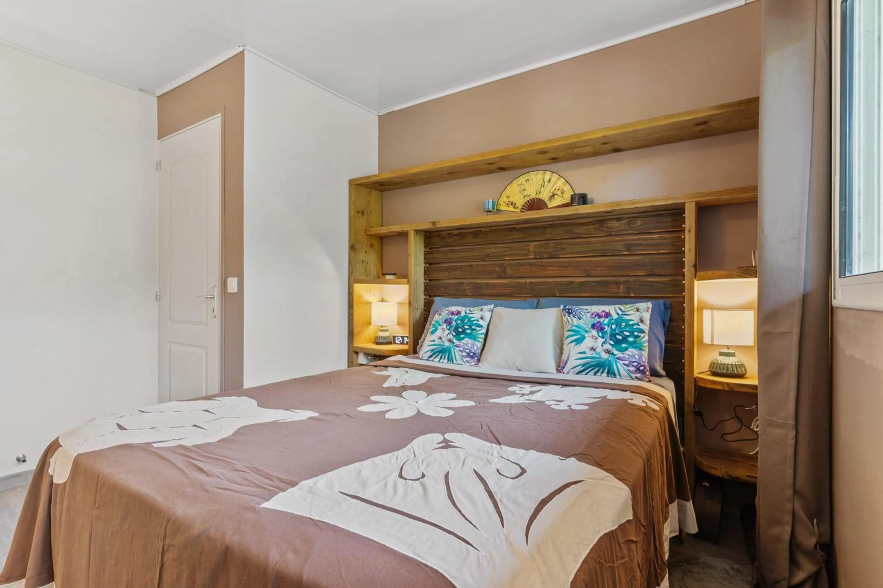 Bed in Fare Oaoa Haapiti