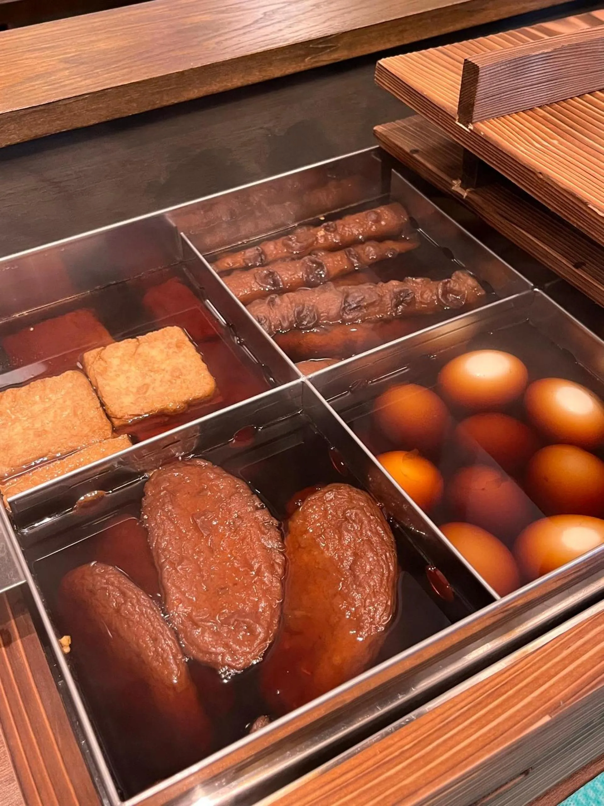 Restaurant/places to eat in The Mesui Hotel Bukit Bintang