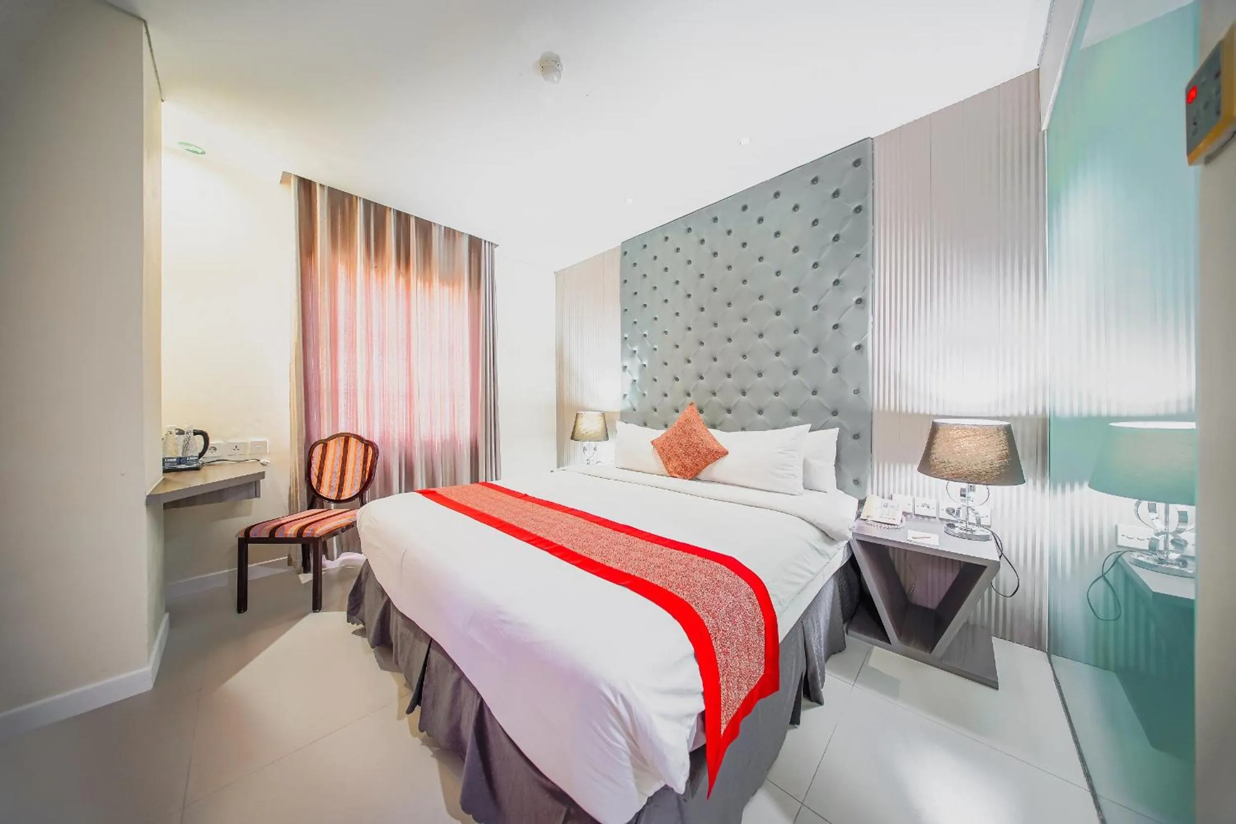Bed in Serela Cihampelas by KAGUM Hotels