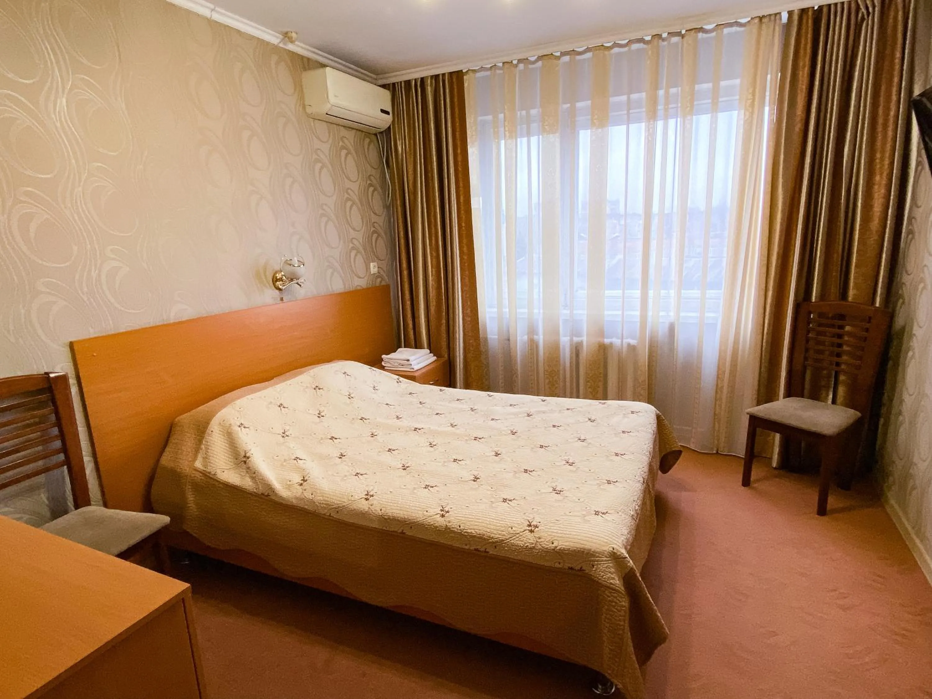Bed in Ust-Kamenogorsk Hotel