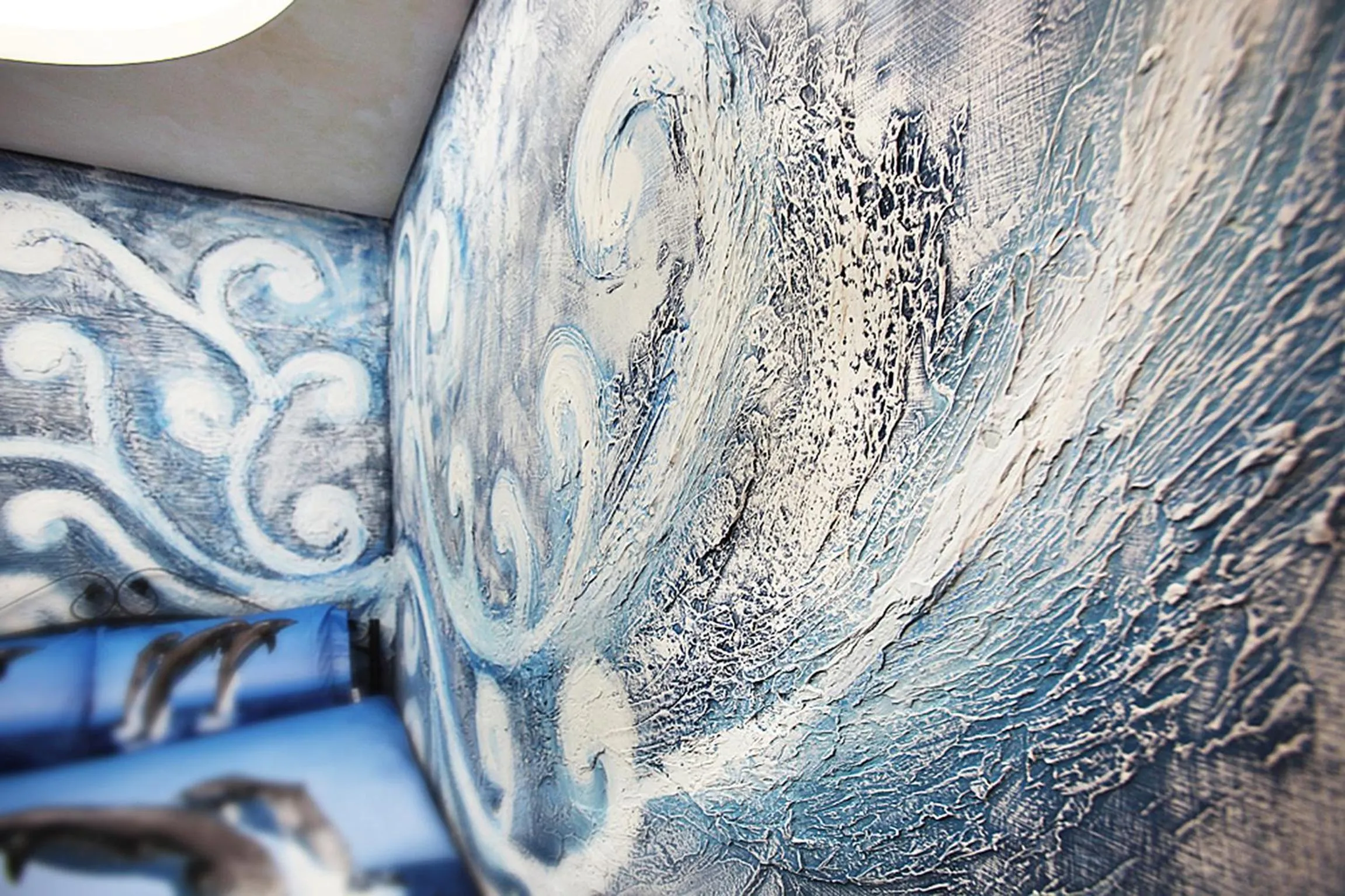 Decorative detail in 3D Sunflower Embossed B&B