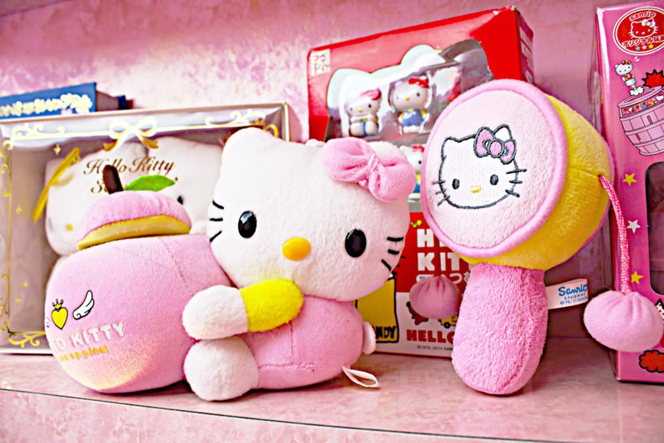 Decorative detail in 3D Sunflower Embossed B&B