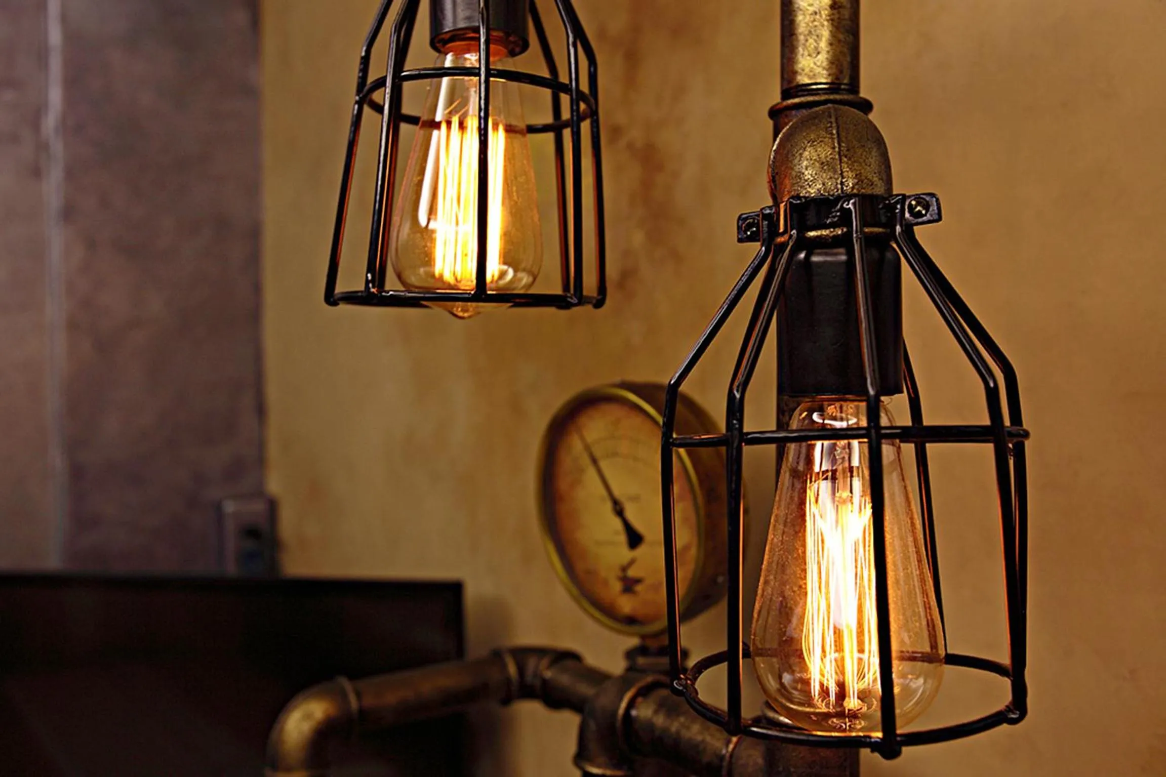 Decorative detail in 3D Sunflower Embossed B&B