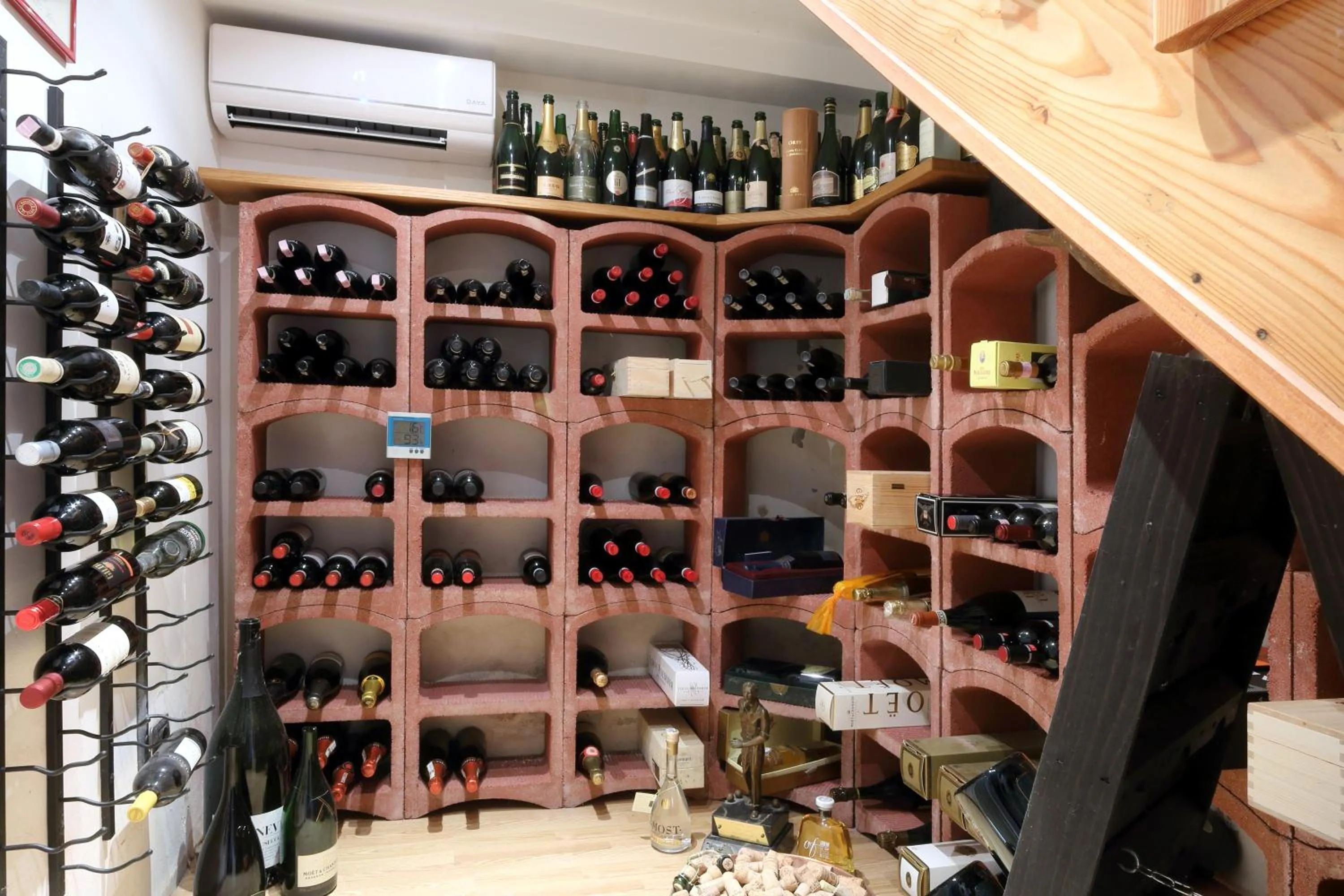 Entertainment in Bed & Wellness Fisterre