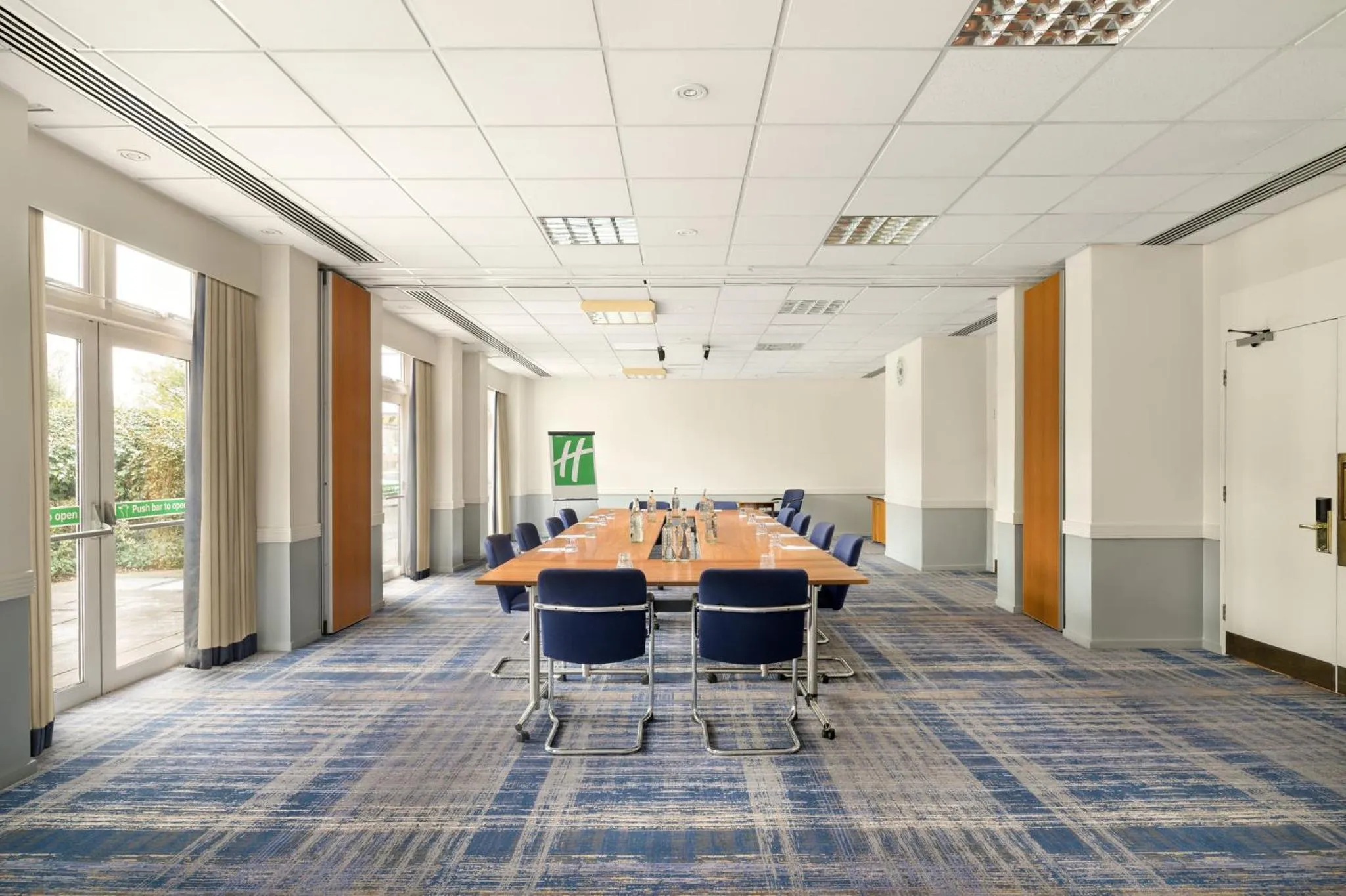 Meeting/conference room in Holiday Inn York by IHG