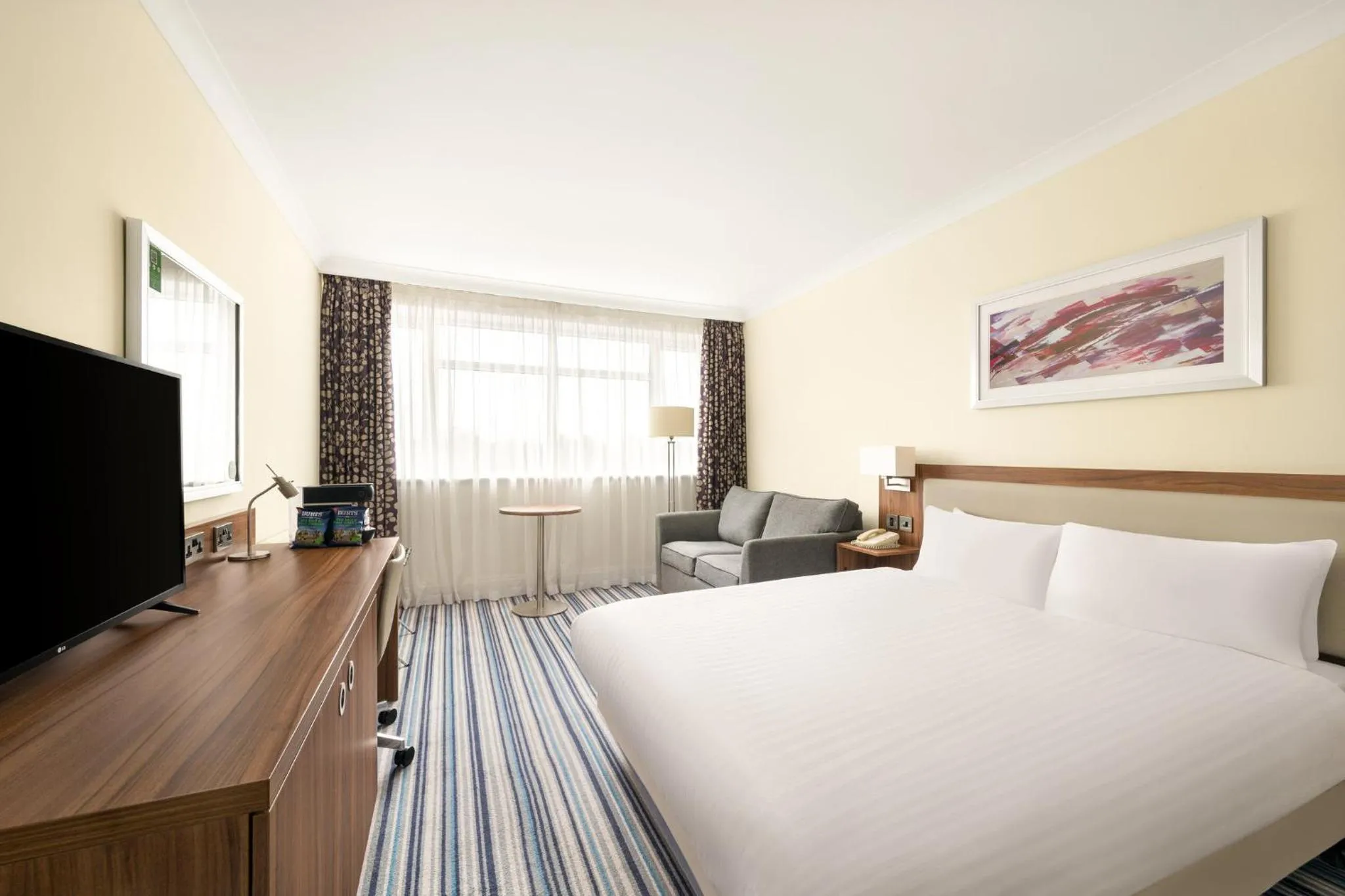 Photo of the whole room, Bed in Holiday Inn York by IHG