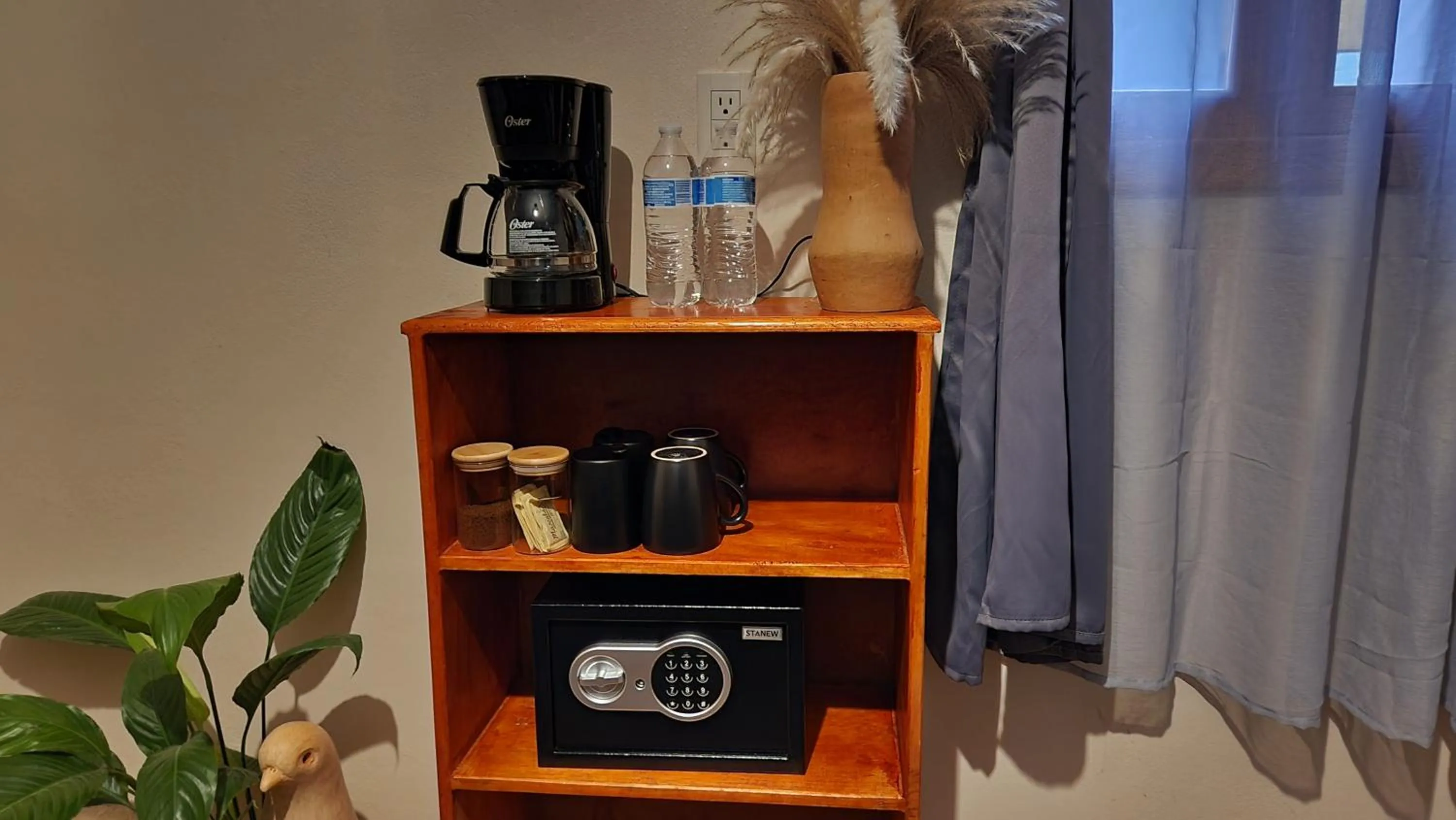 Coffee/tea facilities in Piedra Negra Boutique Hotel