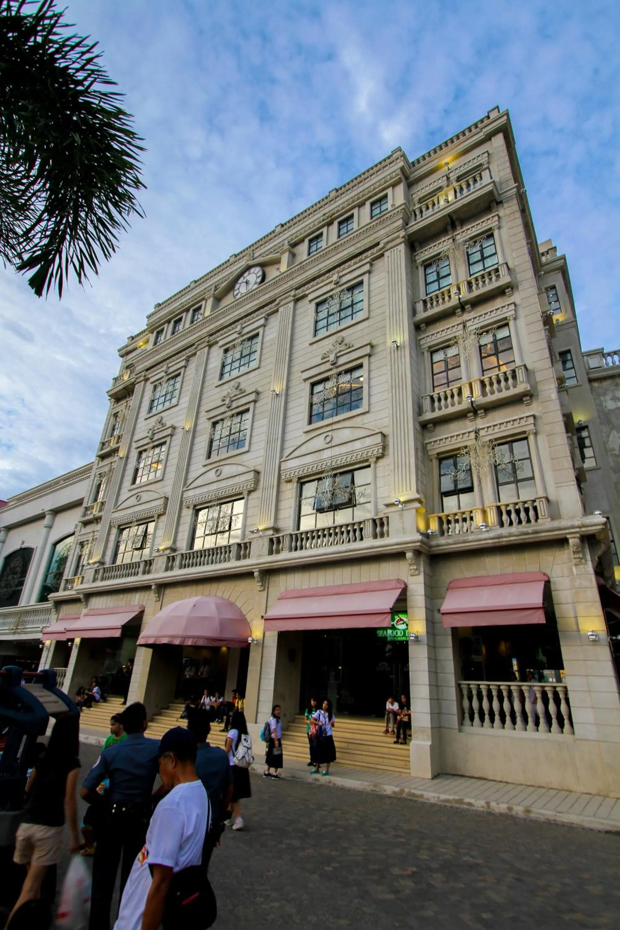 Facade/entrance in The Plaza Hotel Balanga City