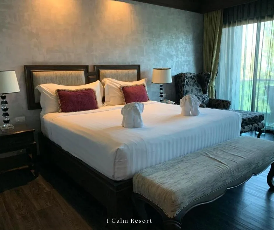 Bed in I Calm Resort Cha Am