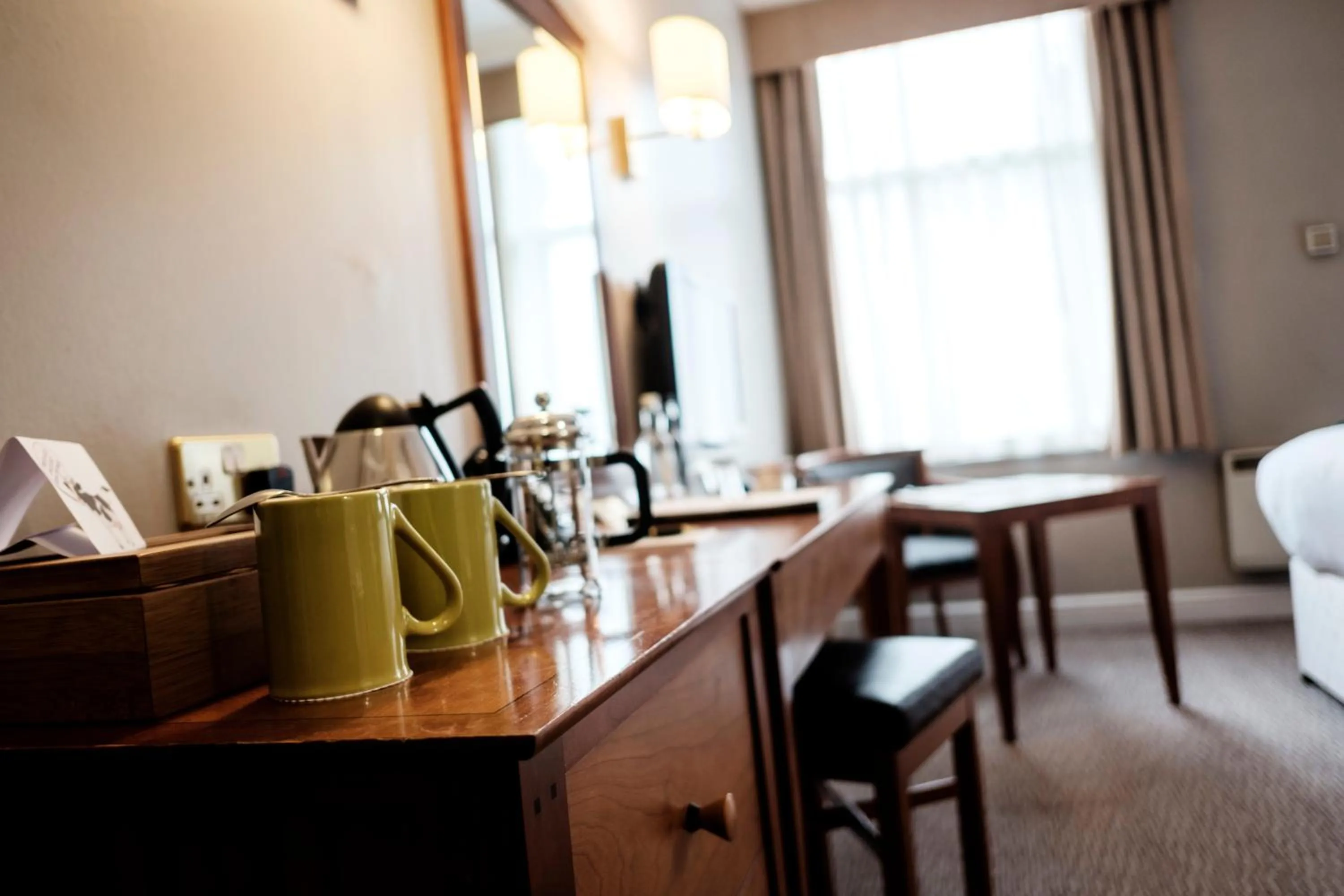 Coffee/tea facilities in The Mad Hatter Hotel