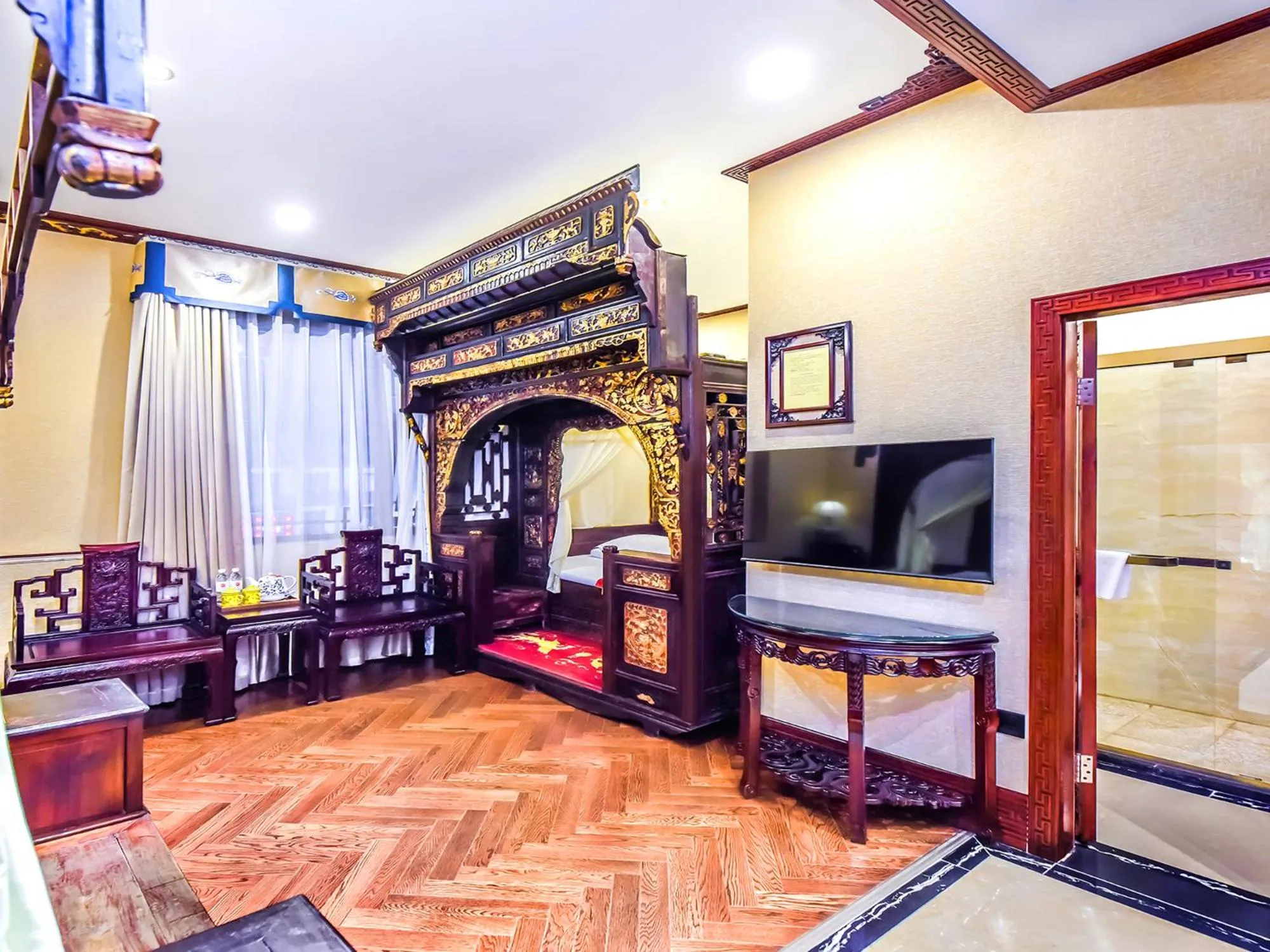 Bed in ChengDu Wuhou Temple Han Dynasty Hotel