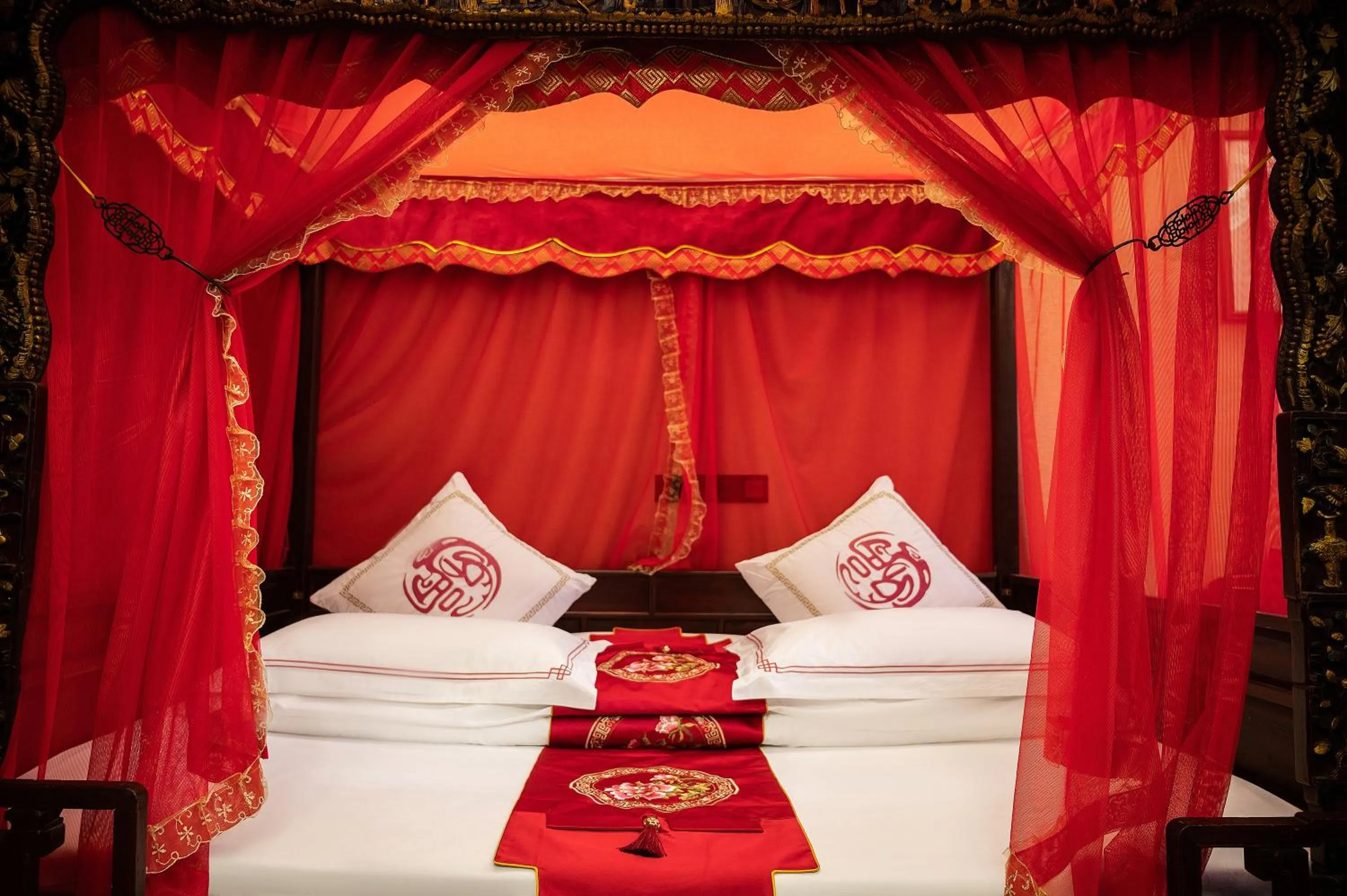 Photo of the whole room, Bed in ChengDu Wuhou Temple Han Dynasty Hotel