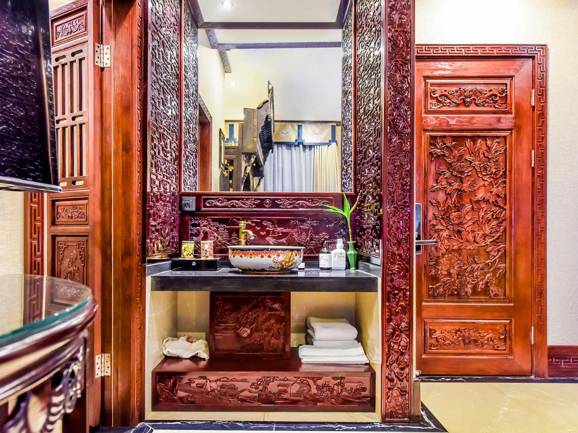 Bathroom in ChengDu Wuhou Temple Han Dynasty Hotel