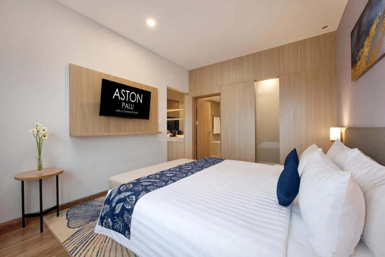 Bedroom, Bed in Aston Palu Hotel & Conference Center