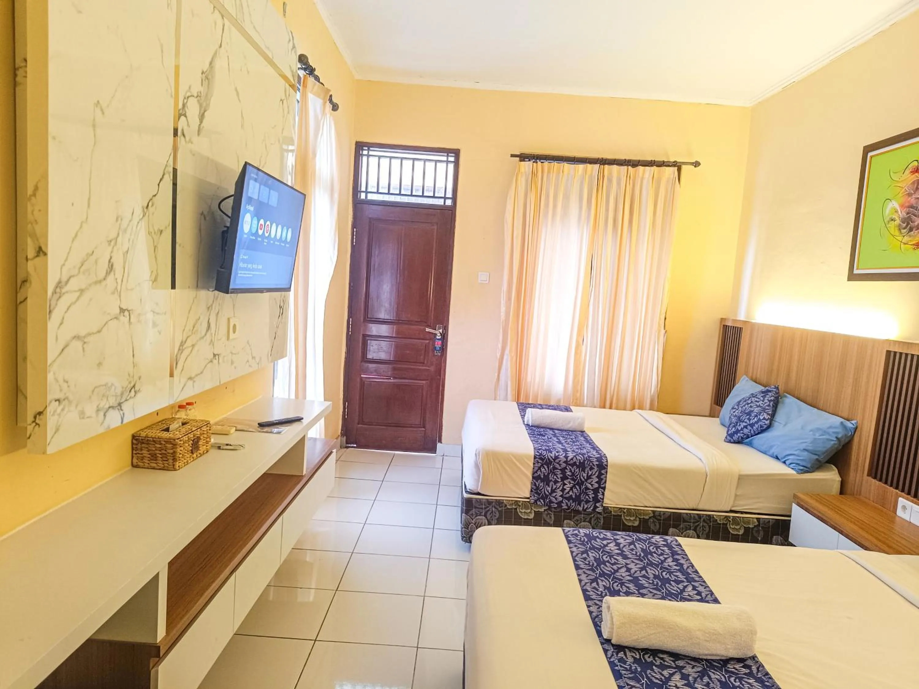 Bedroom, Bed in Miraa Guest House & Resto