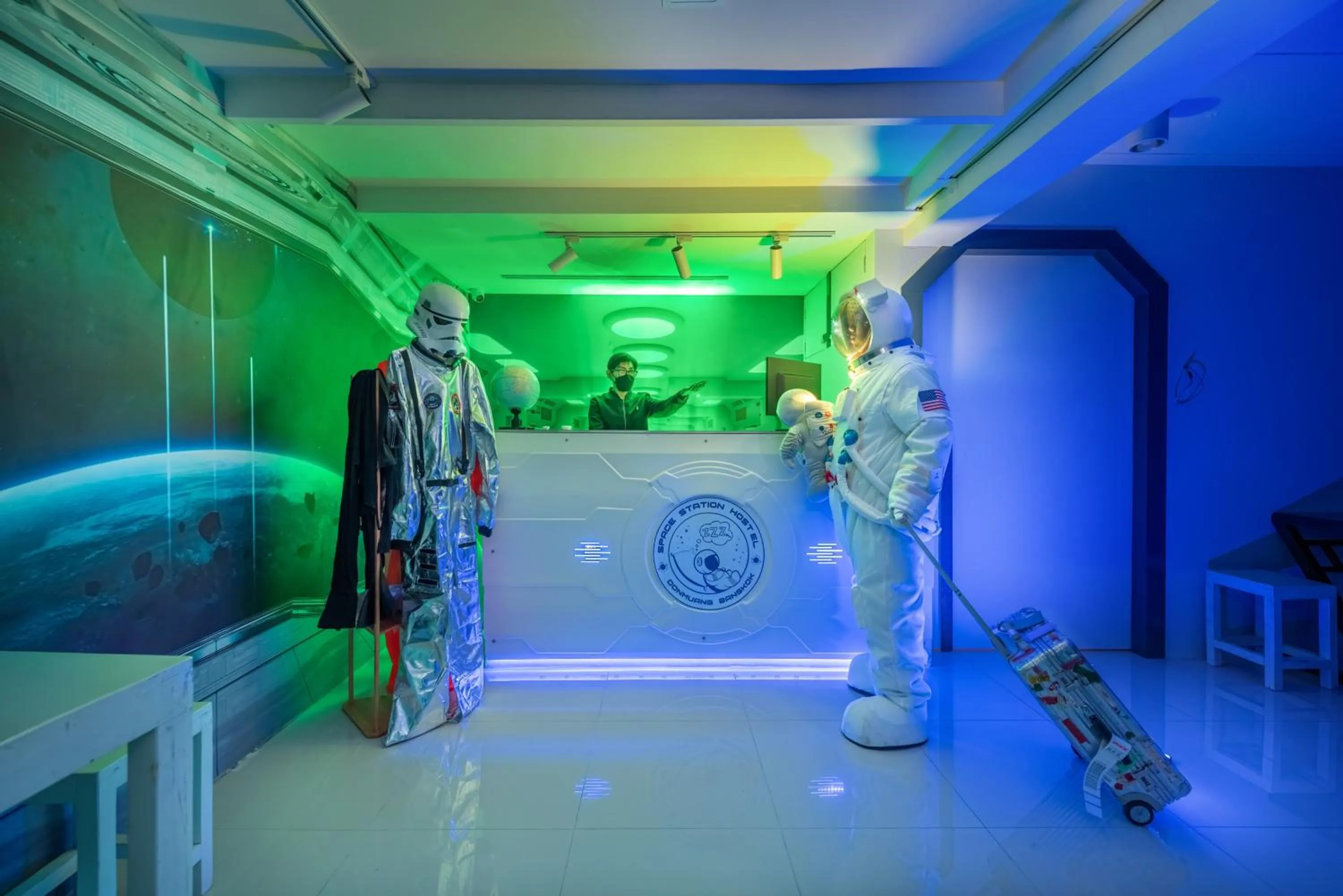 Lobby or reception in Space Station Hostel