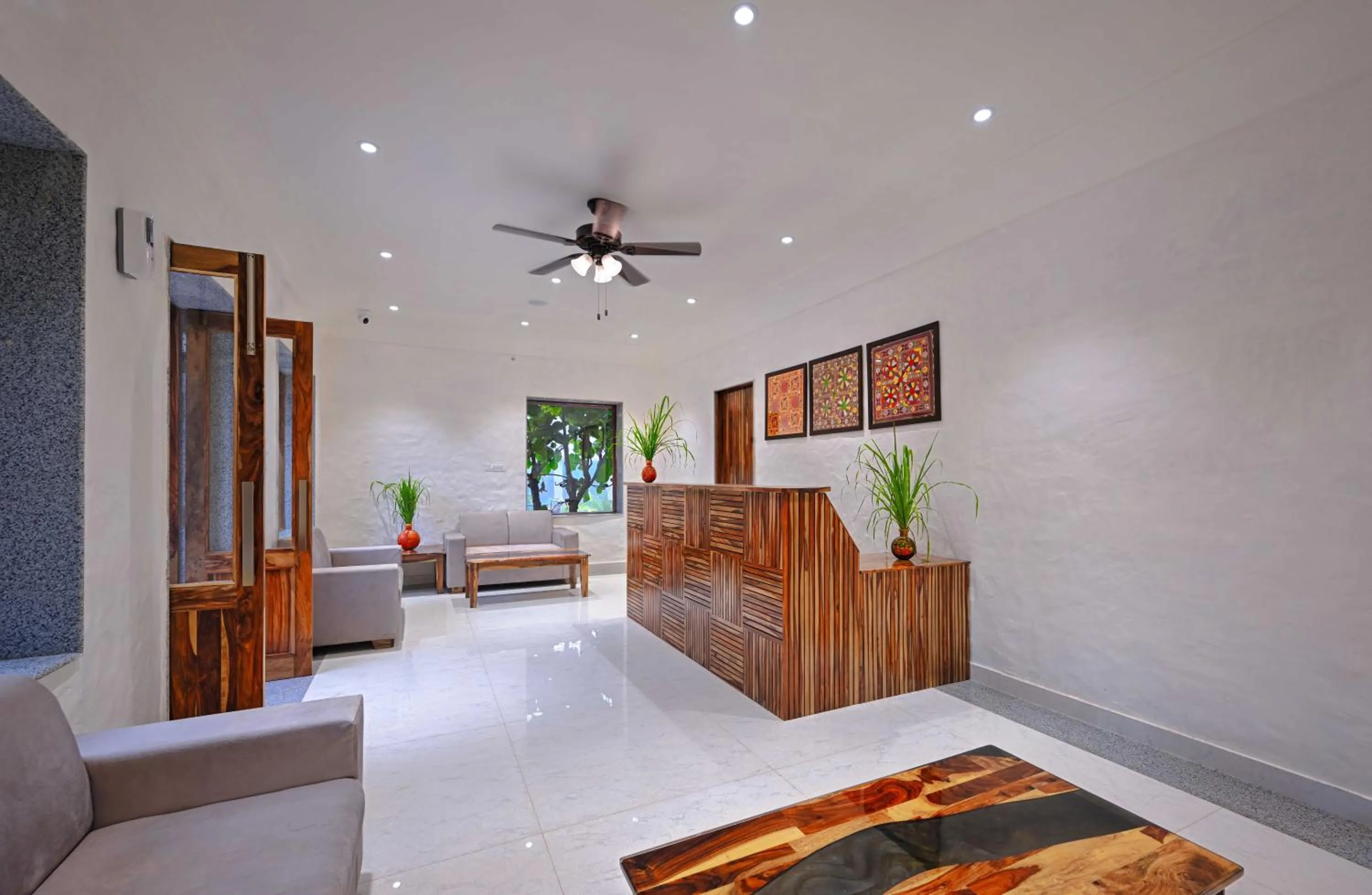 Lobby or reception in Aranya Vilas, Ranthambhore