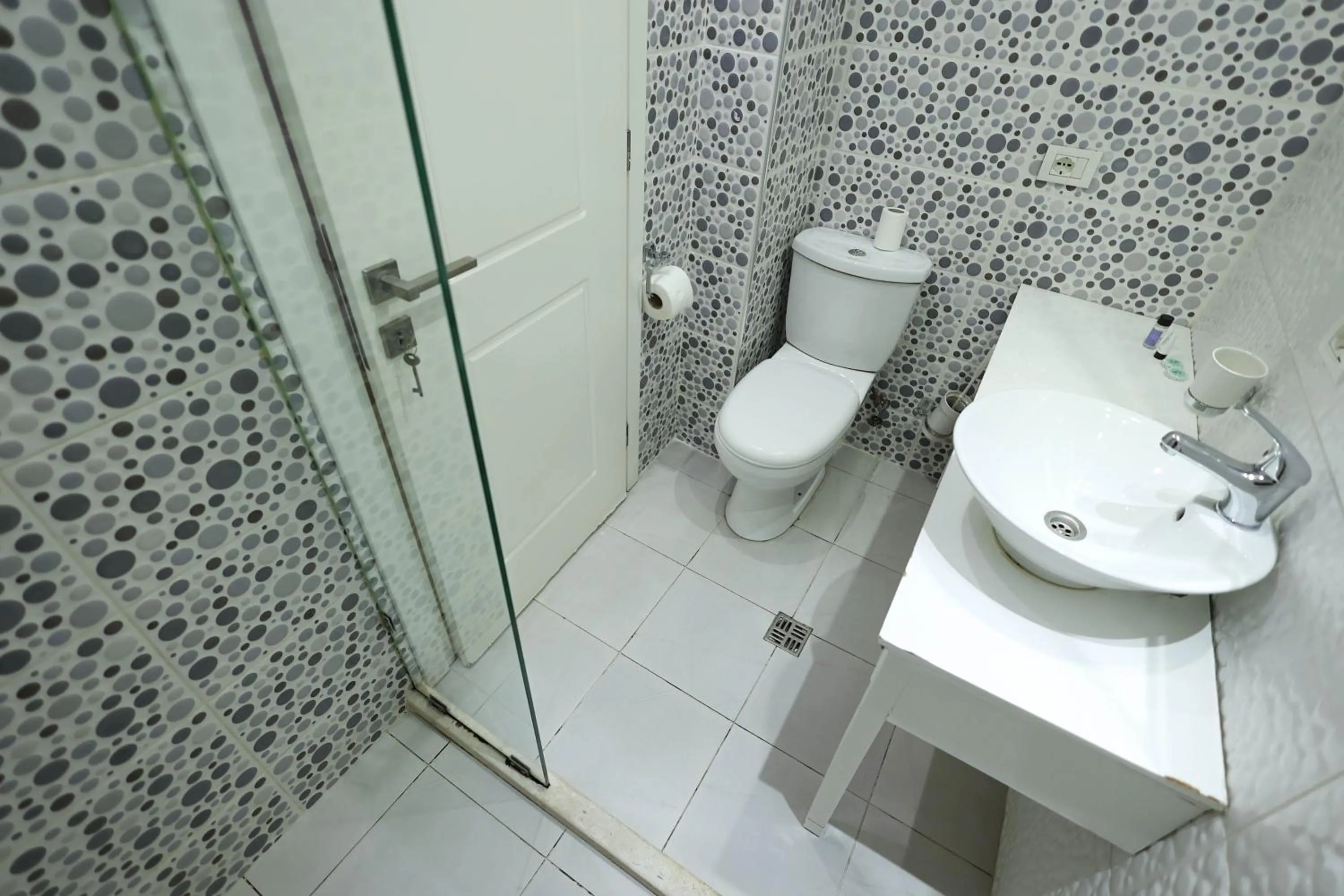 Shower in Apartments Flower Residence