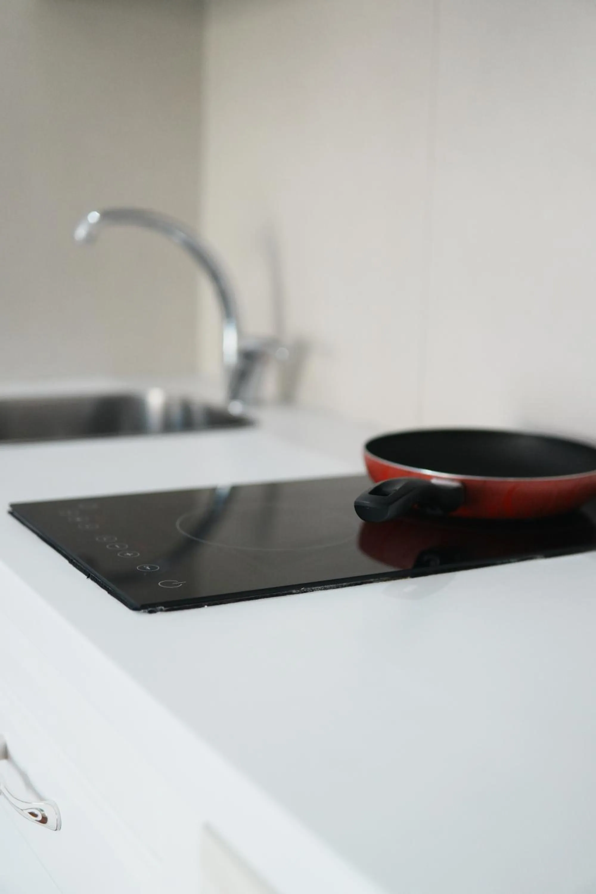 Kitchen or kitchenette in Apartments Flower Residence