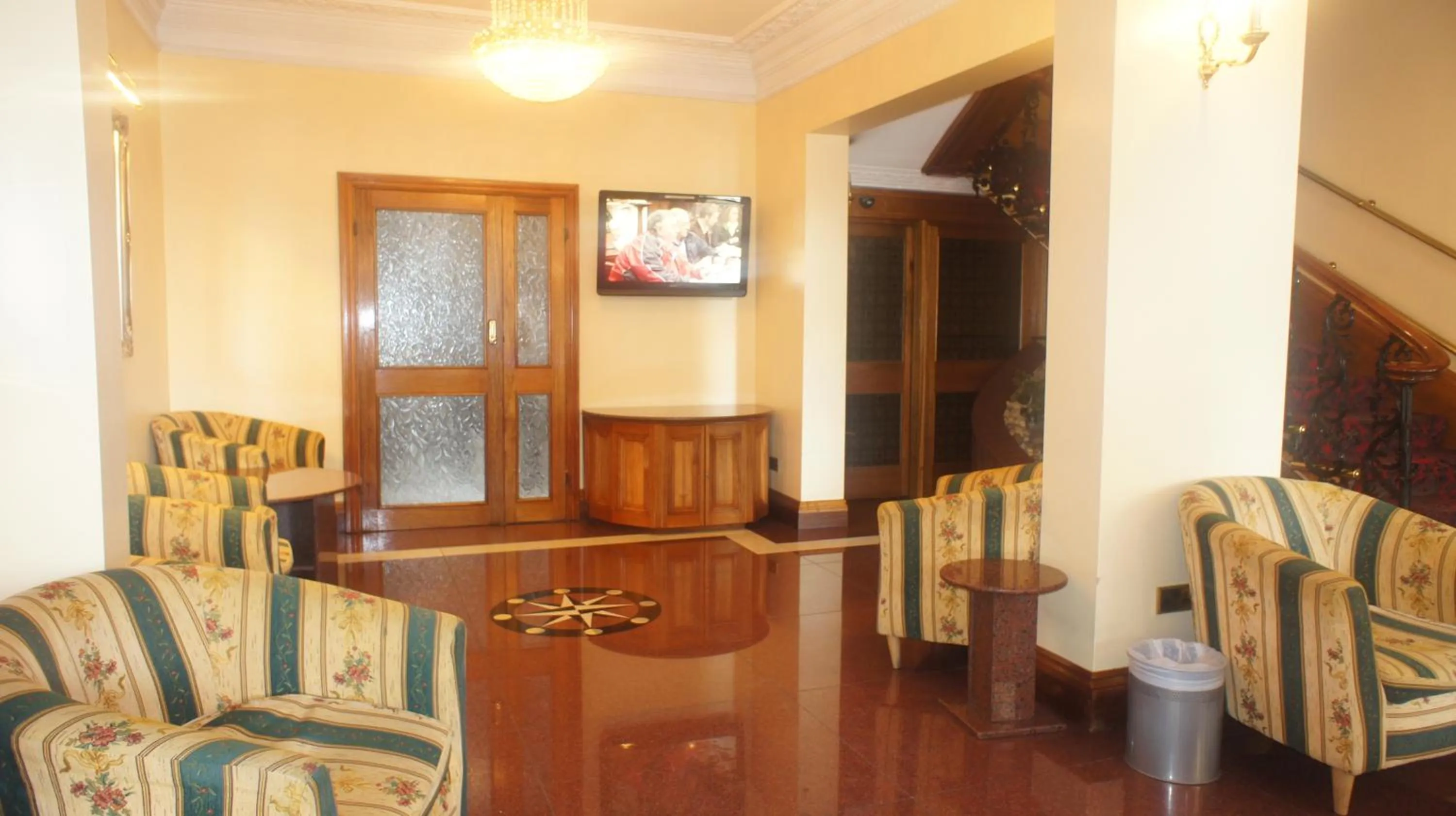 Lobby or reception in Abbey Court Hotel - Hyde Park