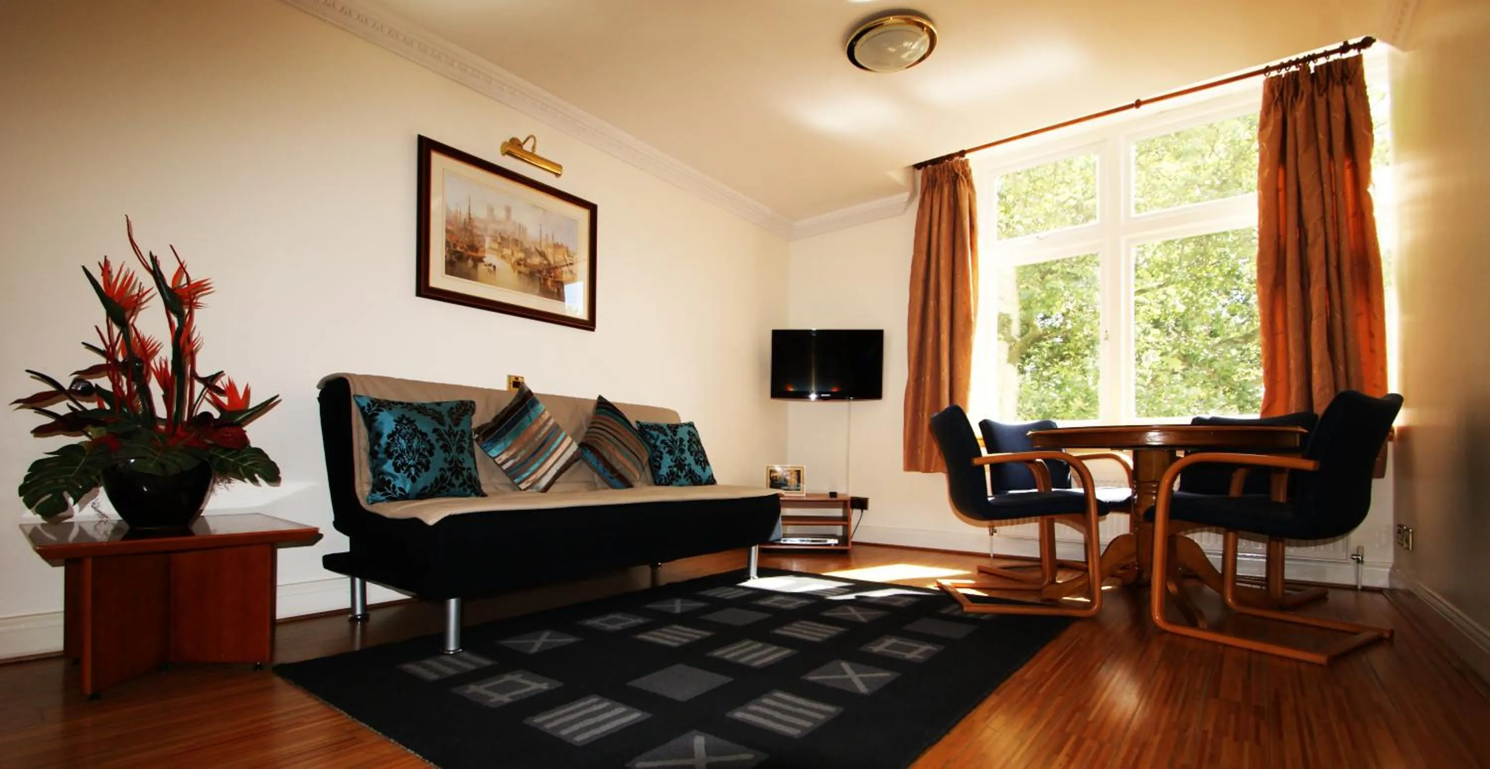 Living room in Abbey Court Hotel - Hyde Park