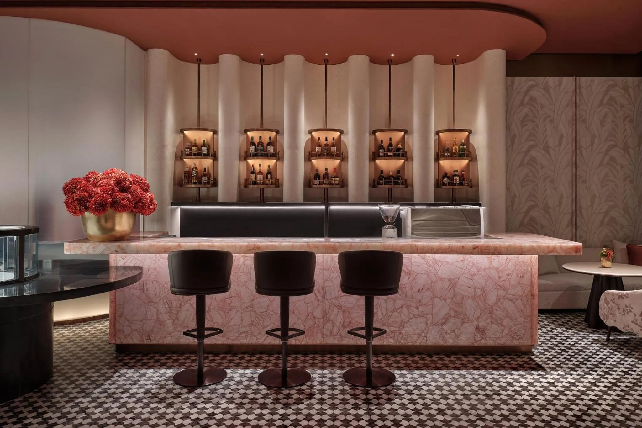 Lounge or bar in Regent Shanghai on the Bund