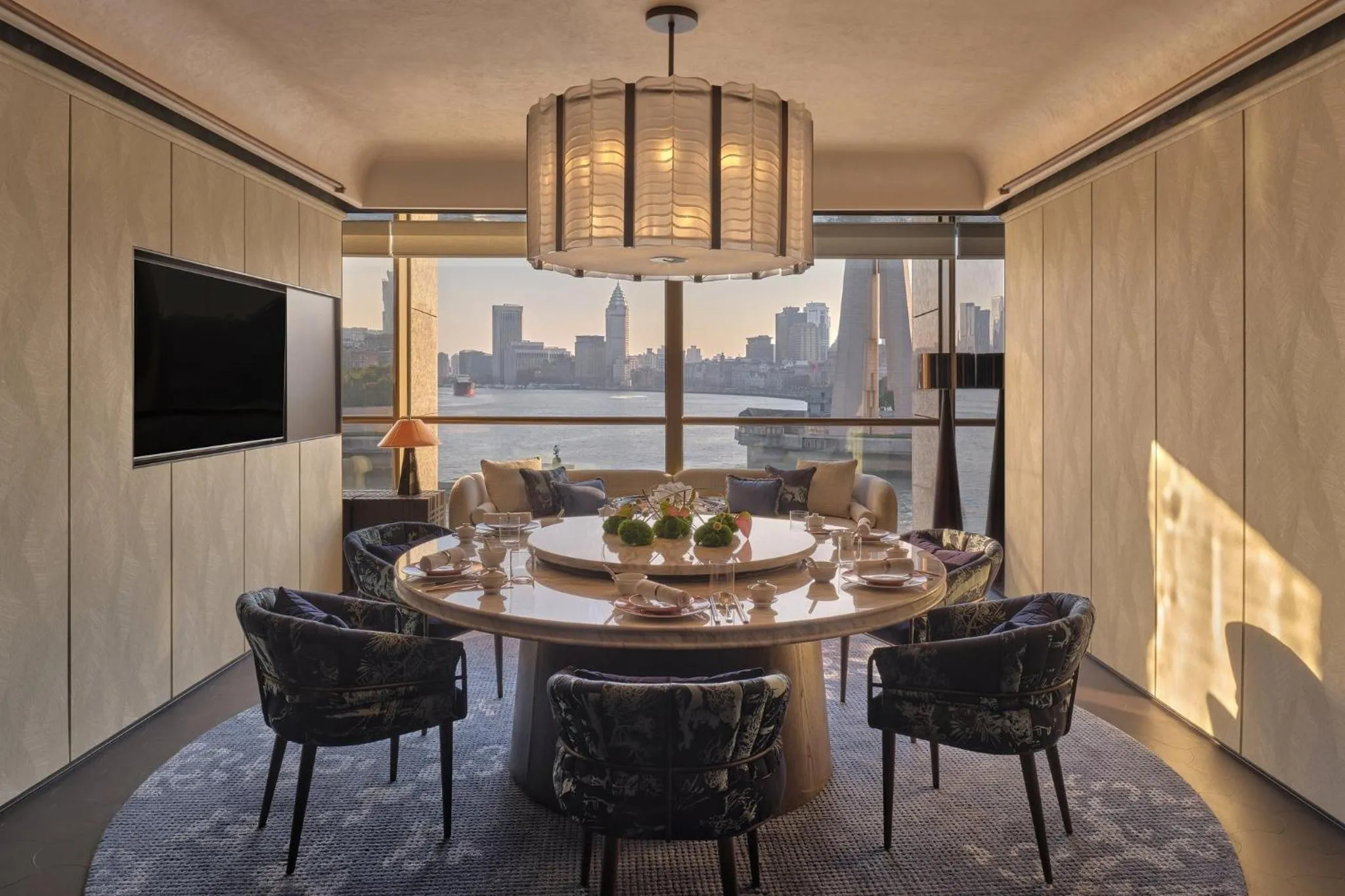 Restaurant/places to eat in Regent Shanghai on the Bund