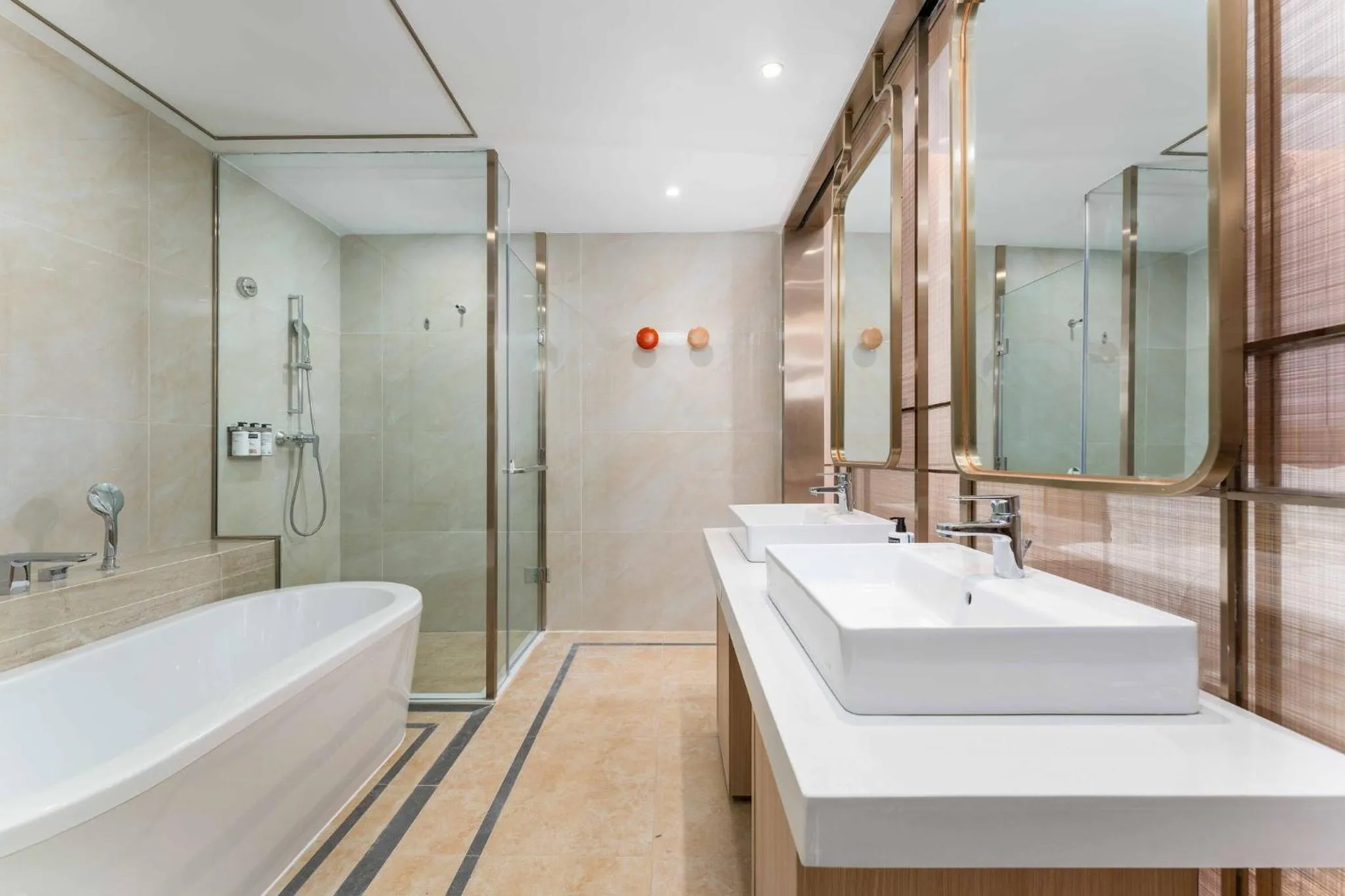 Bathroom in Holiday Inn Express Weifang City Center by IHG