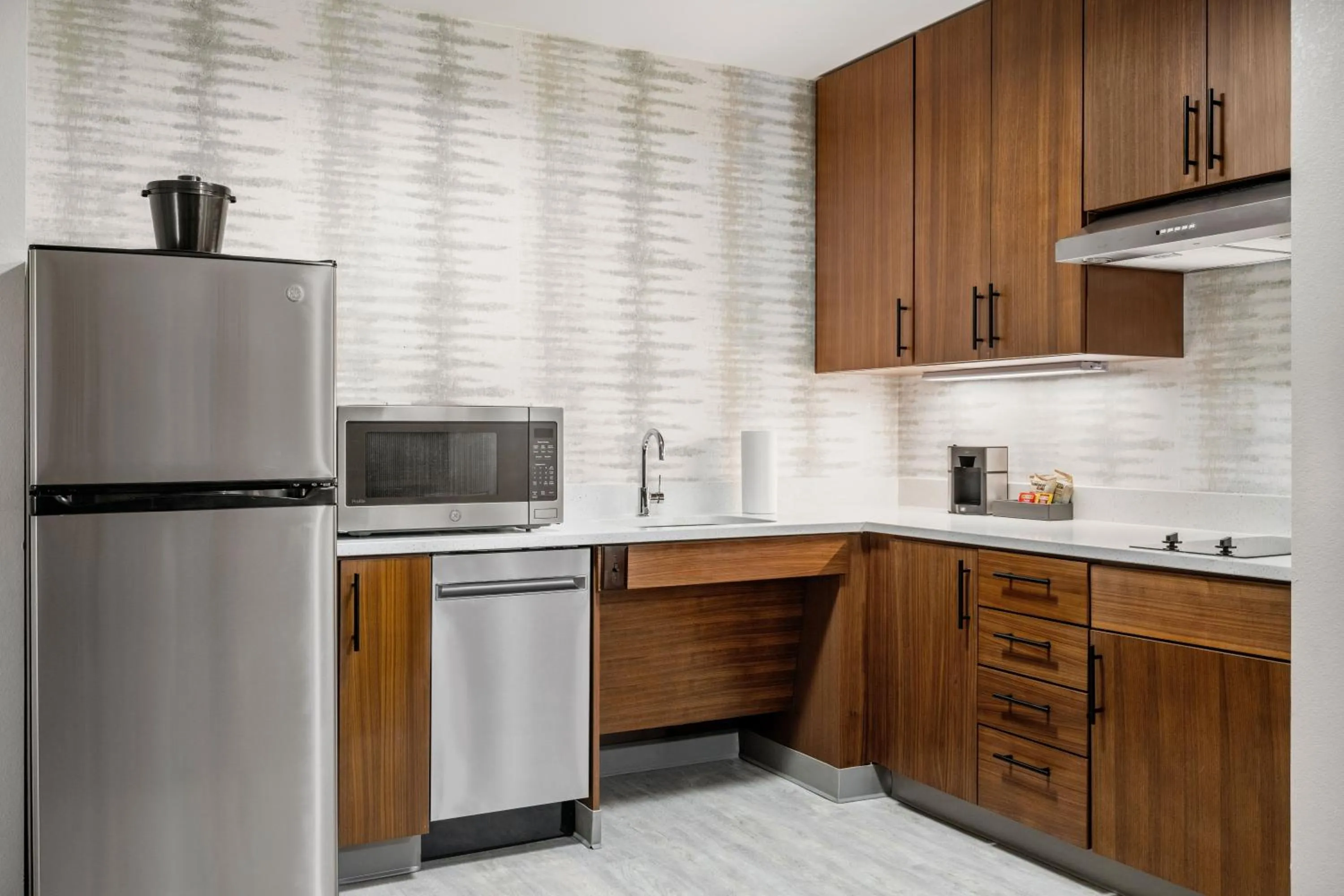 Kitchen or kitchenette in Residence Inn by Marriott Homewood Mountain Brook