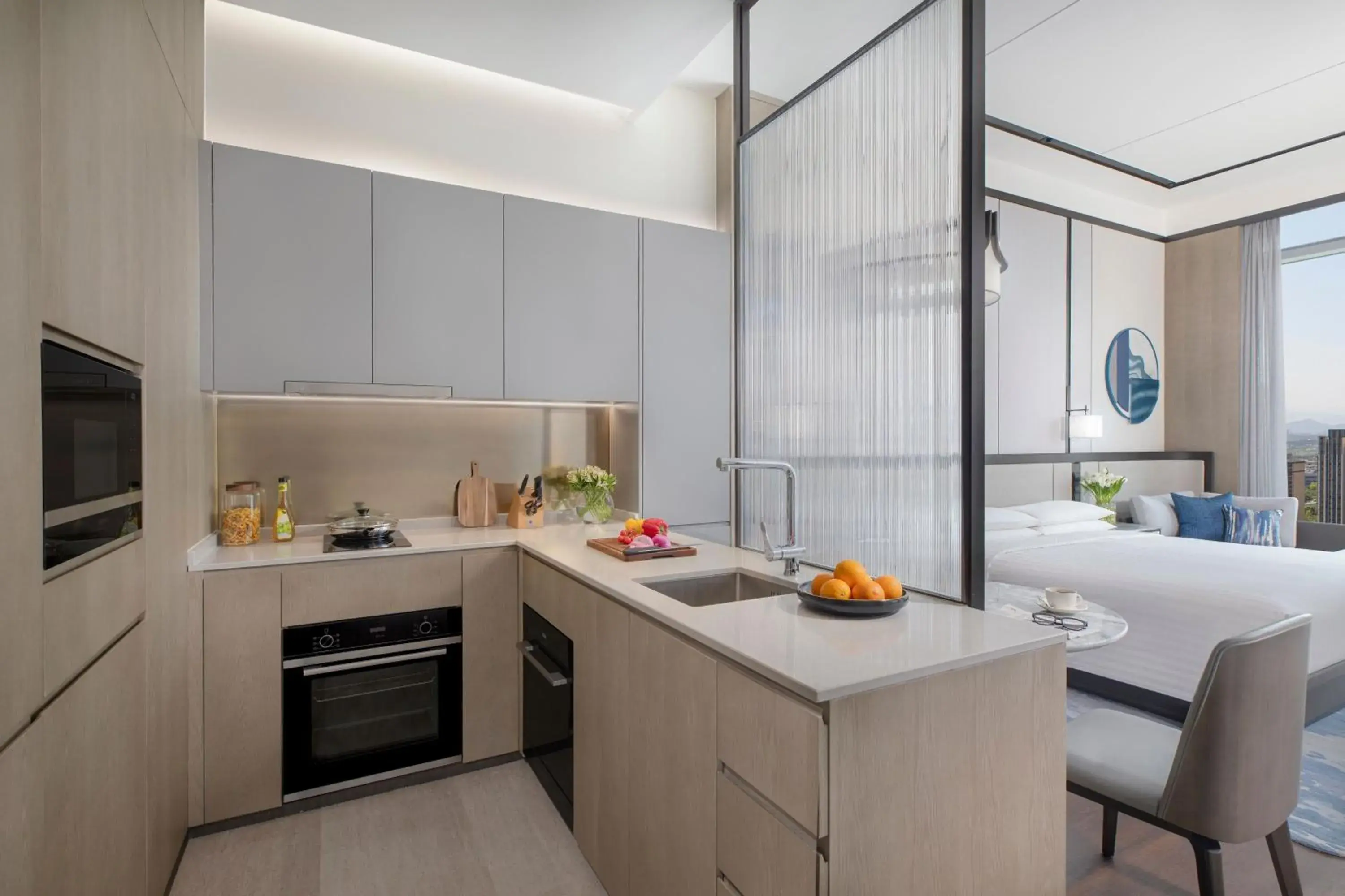 King Studio with City View in Marriott Executive Apartments Hangzhou King Studio with City View in Marriott Executive Apartments Hangzhou