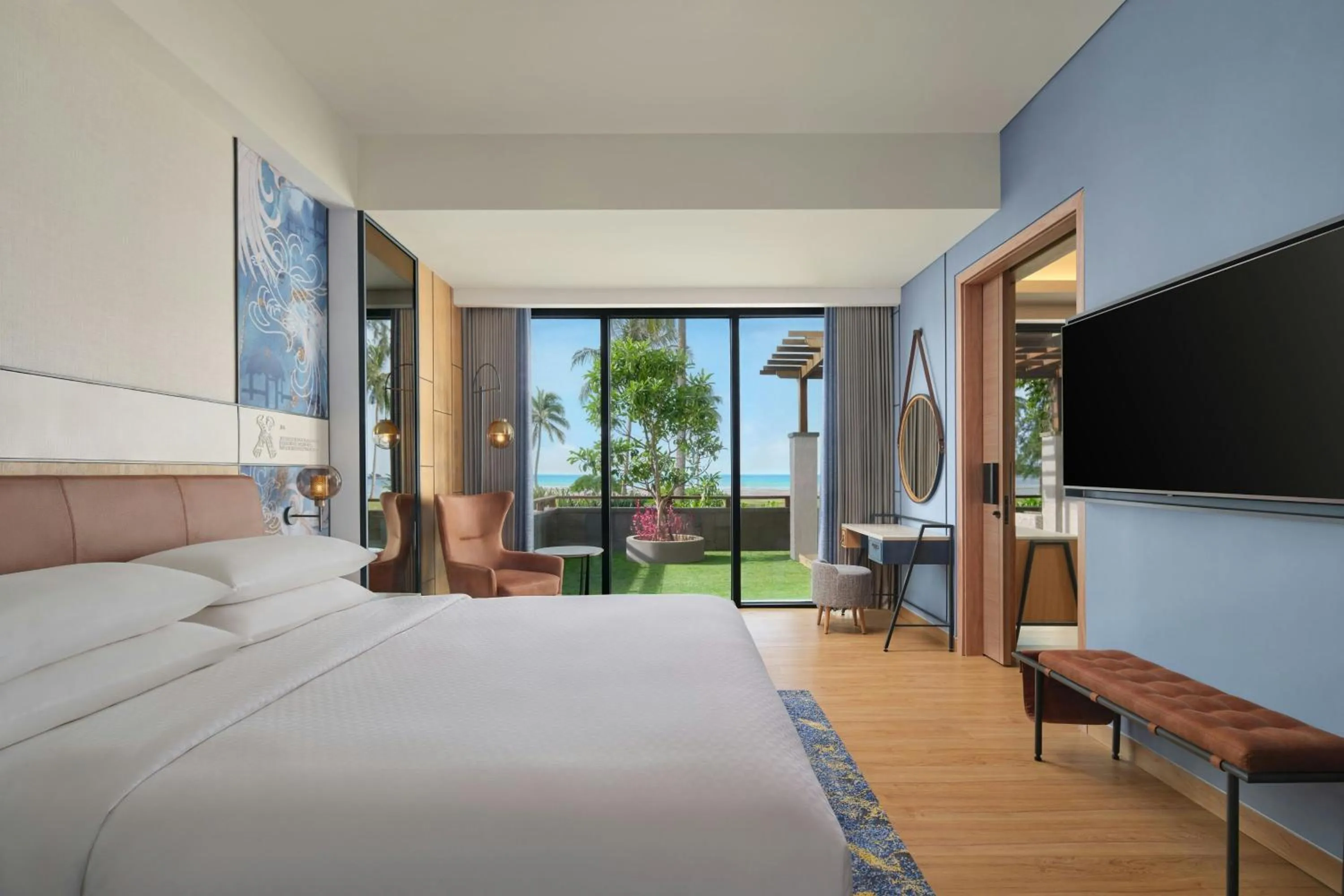 Photo of the whole room, Bed in Four Points by Sheraton Bintan, Lagoi Bay