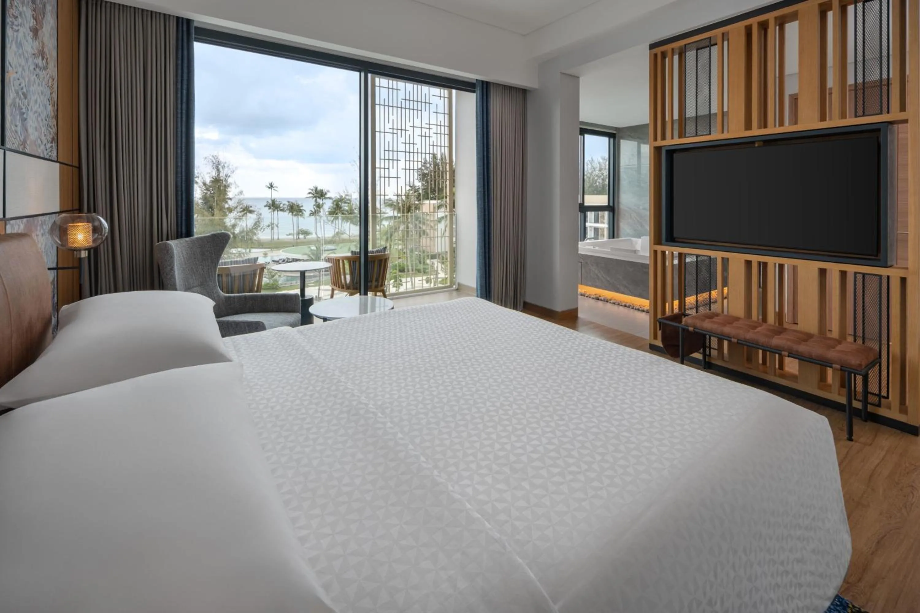 Photo of the whole room, Bed in Four Points by Sheraton Bintan, Lagoi Bay