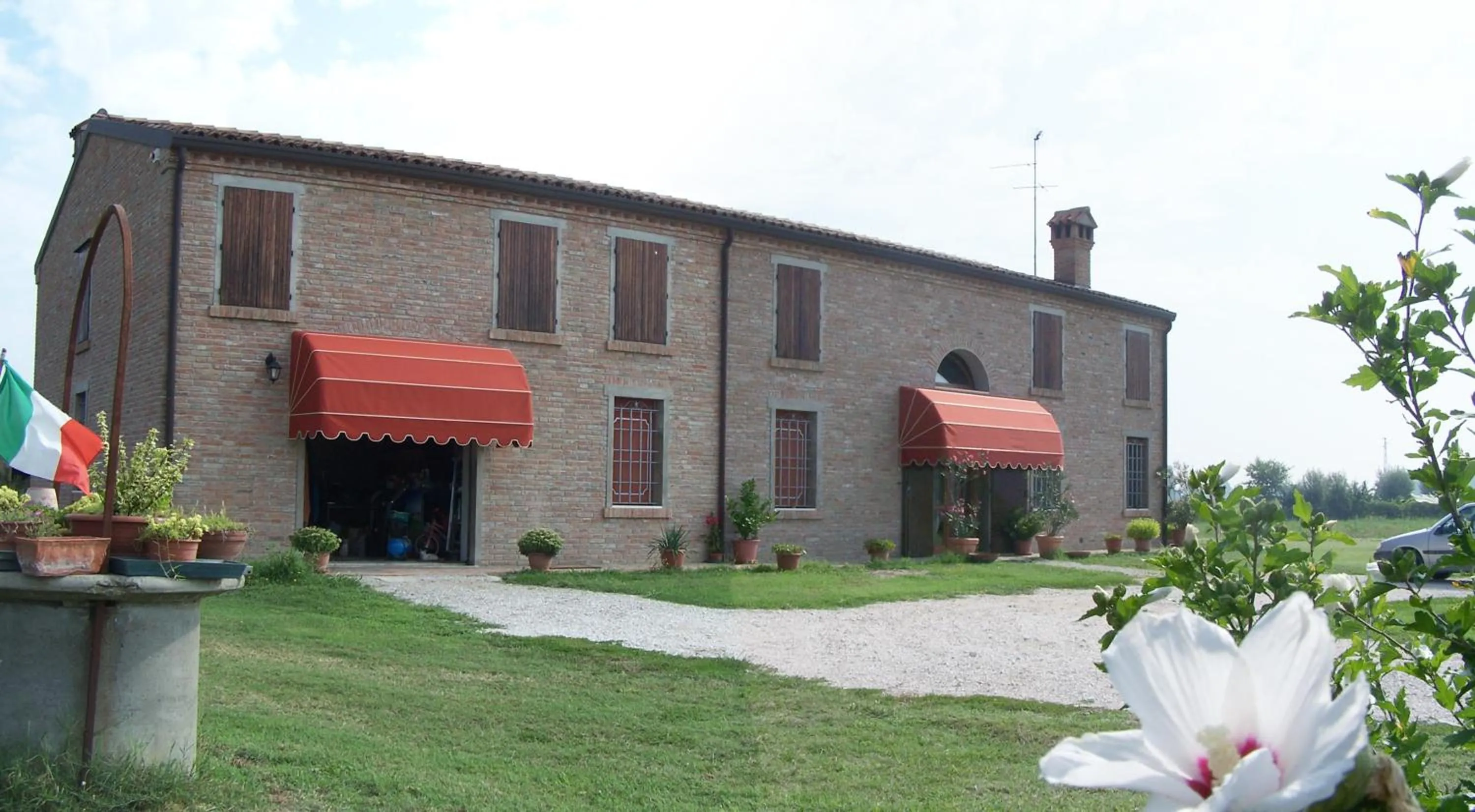 Facade/entrance in Il Frattiero B&B