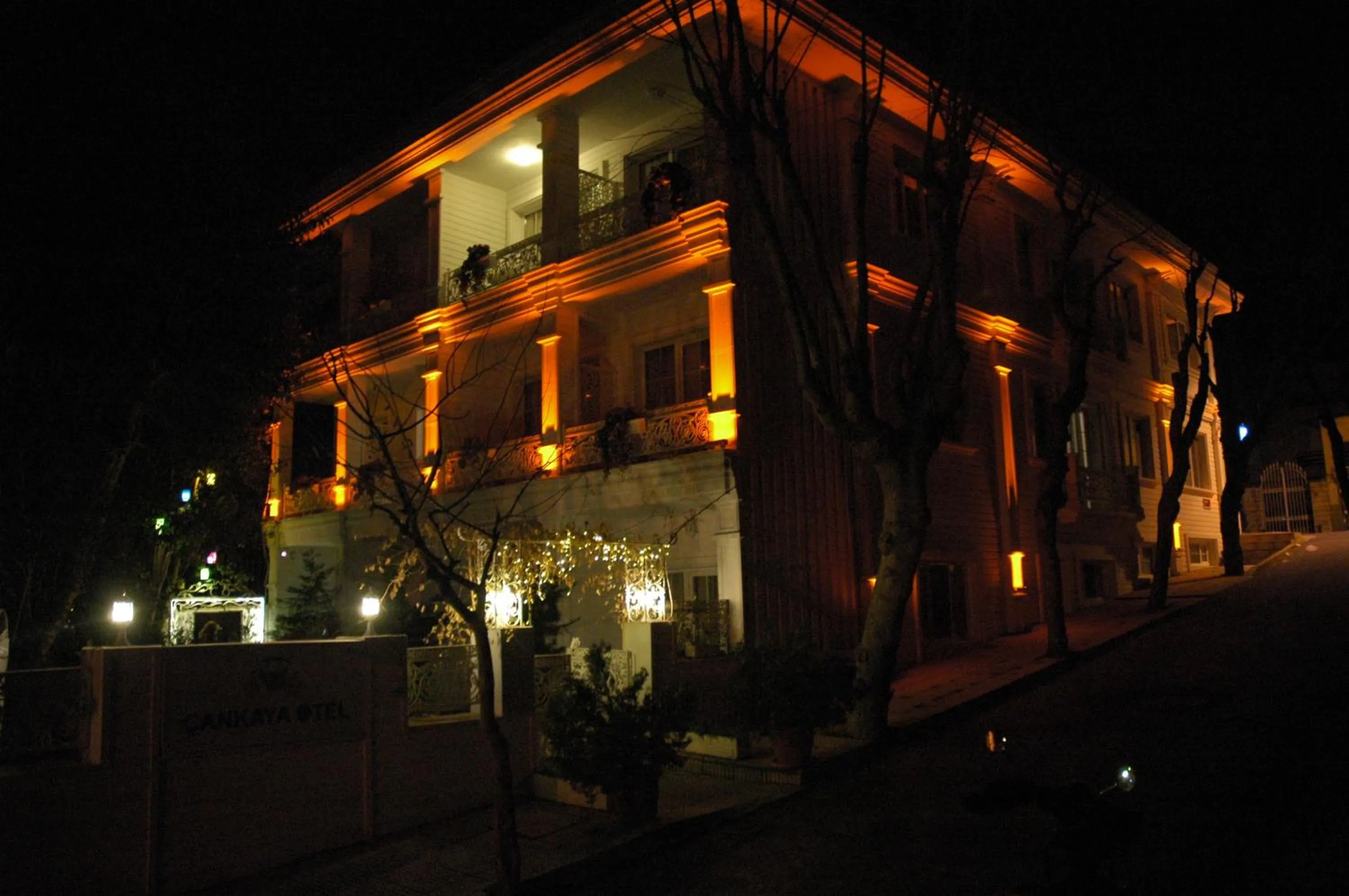 Property building in Buyukada Cankaya Hotel