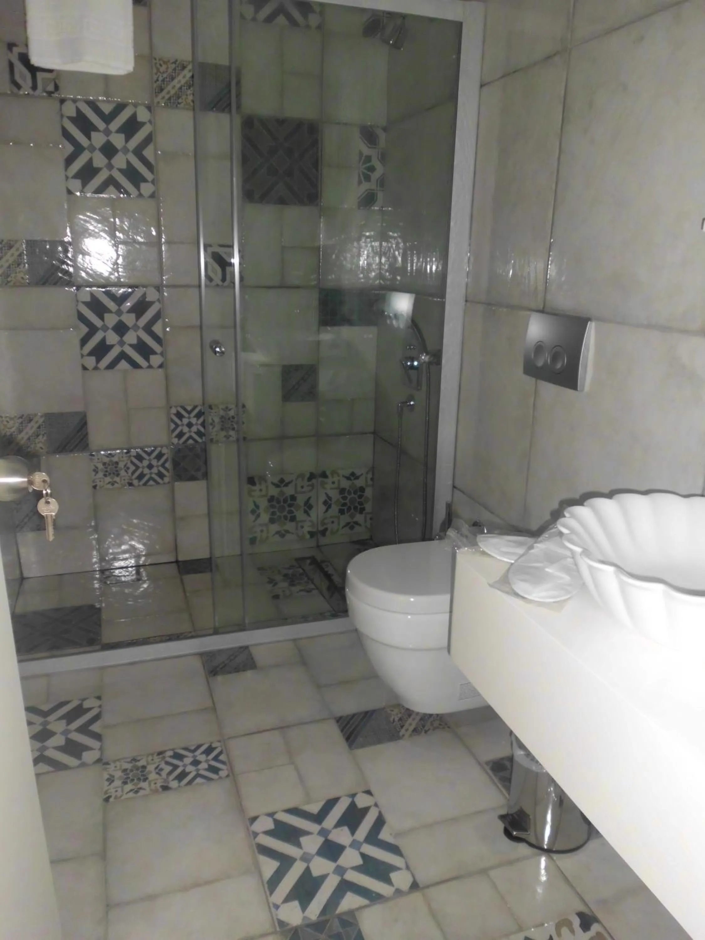 Bathroom in Buyukada Cankaya Hotel