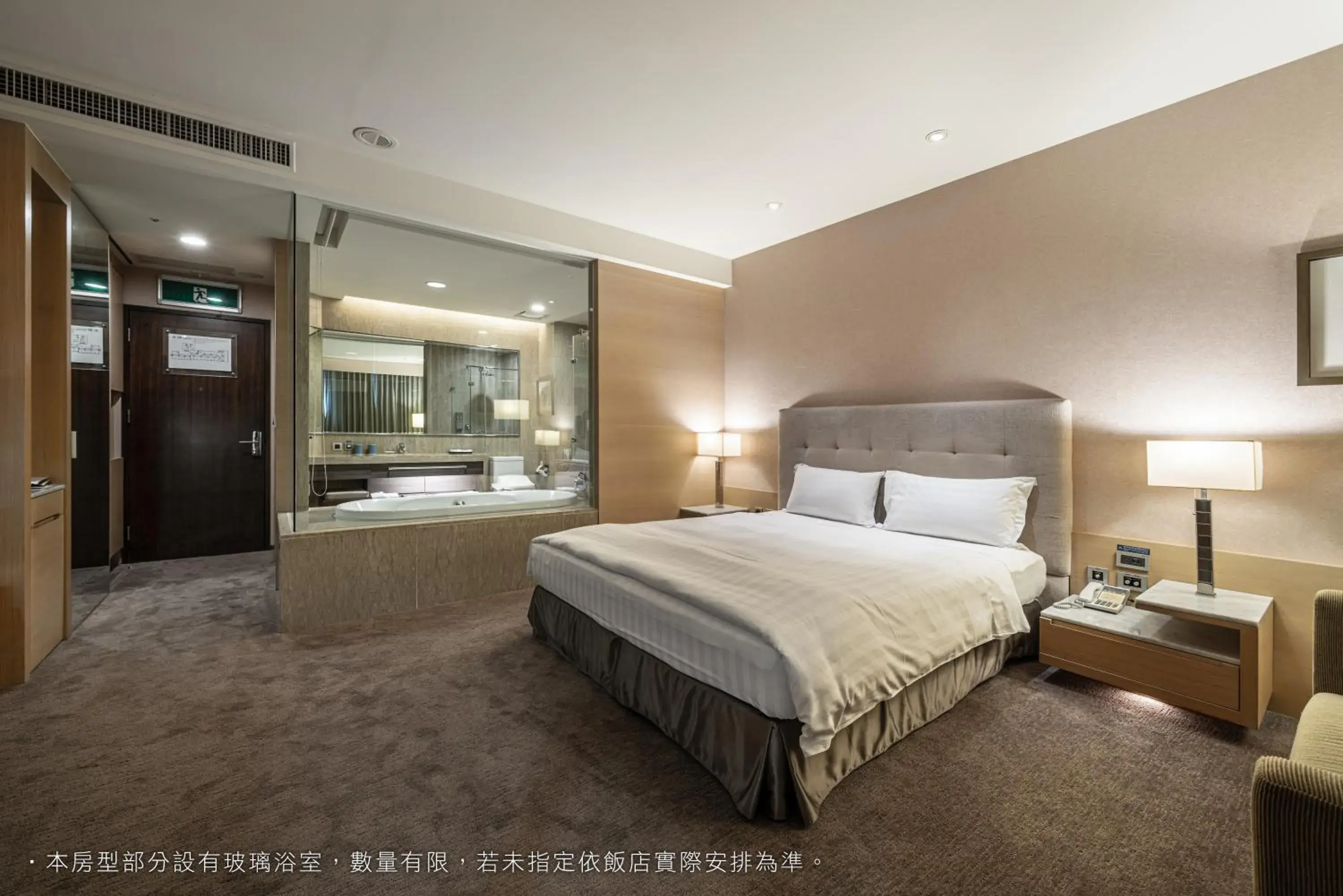 Superior Double Room in Taipung Suites Superior Double Room in Taipung Suites