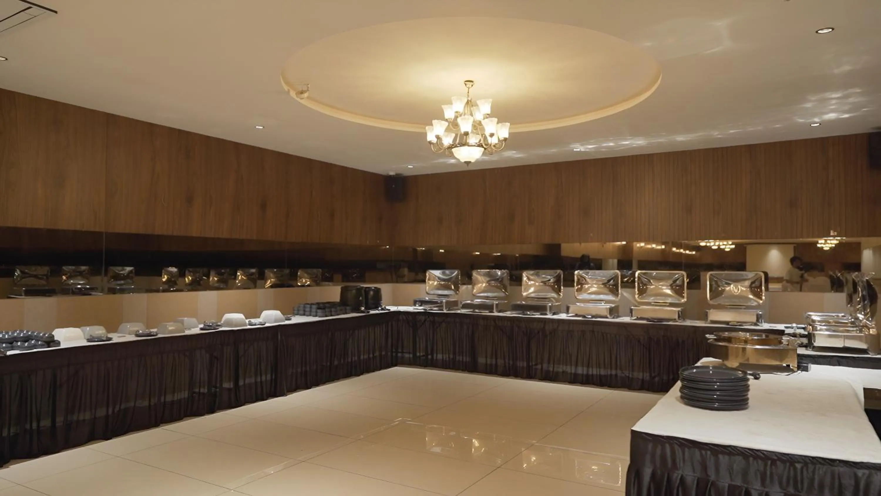 Banquet/Function facilities in Pride Resort, Rajkot