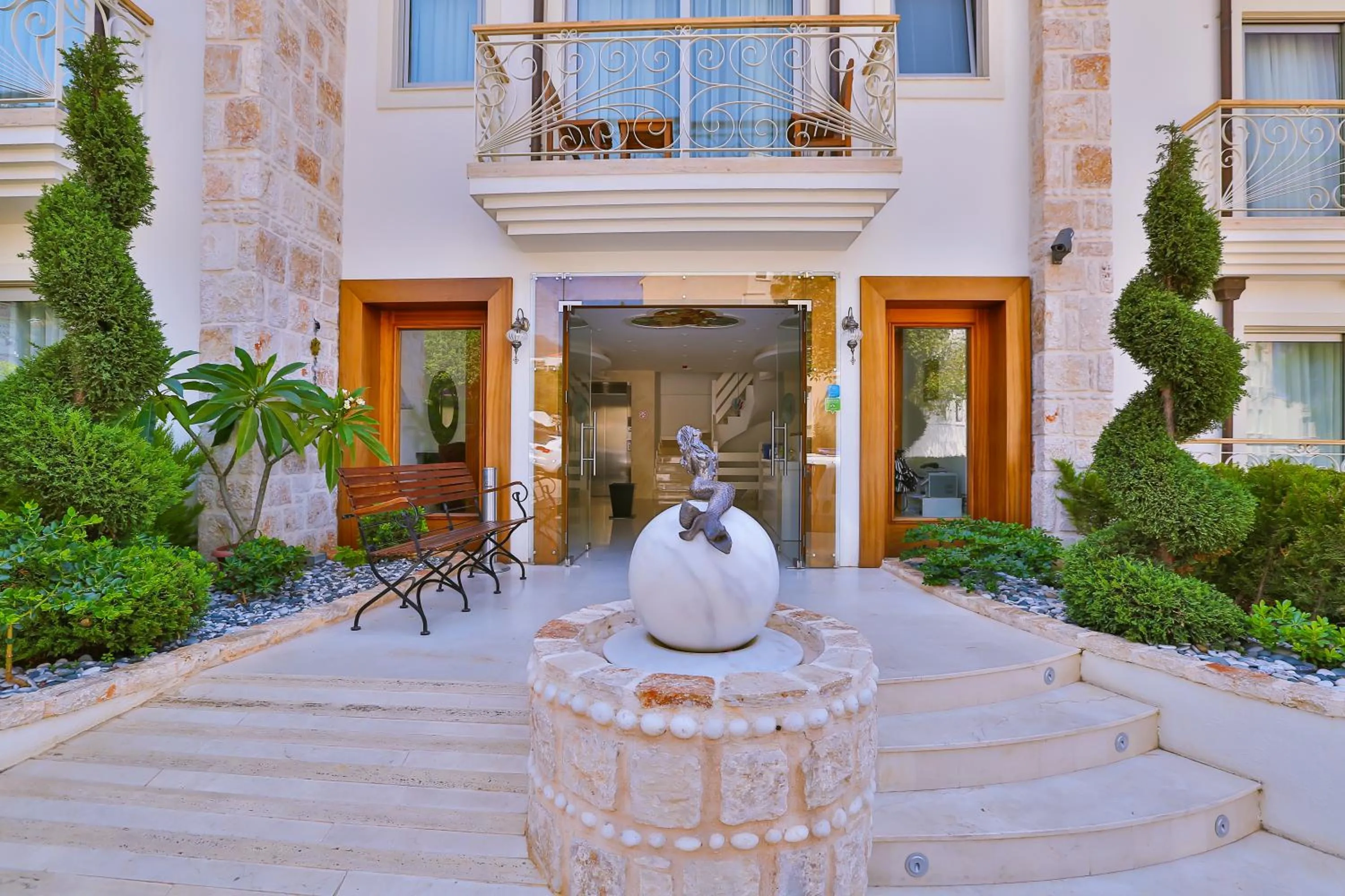 Facade/entrance in Arnna Hotel