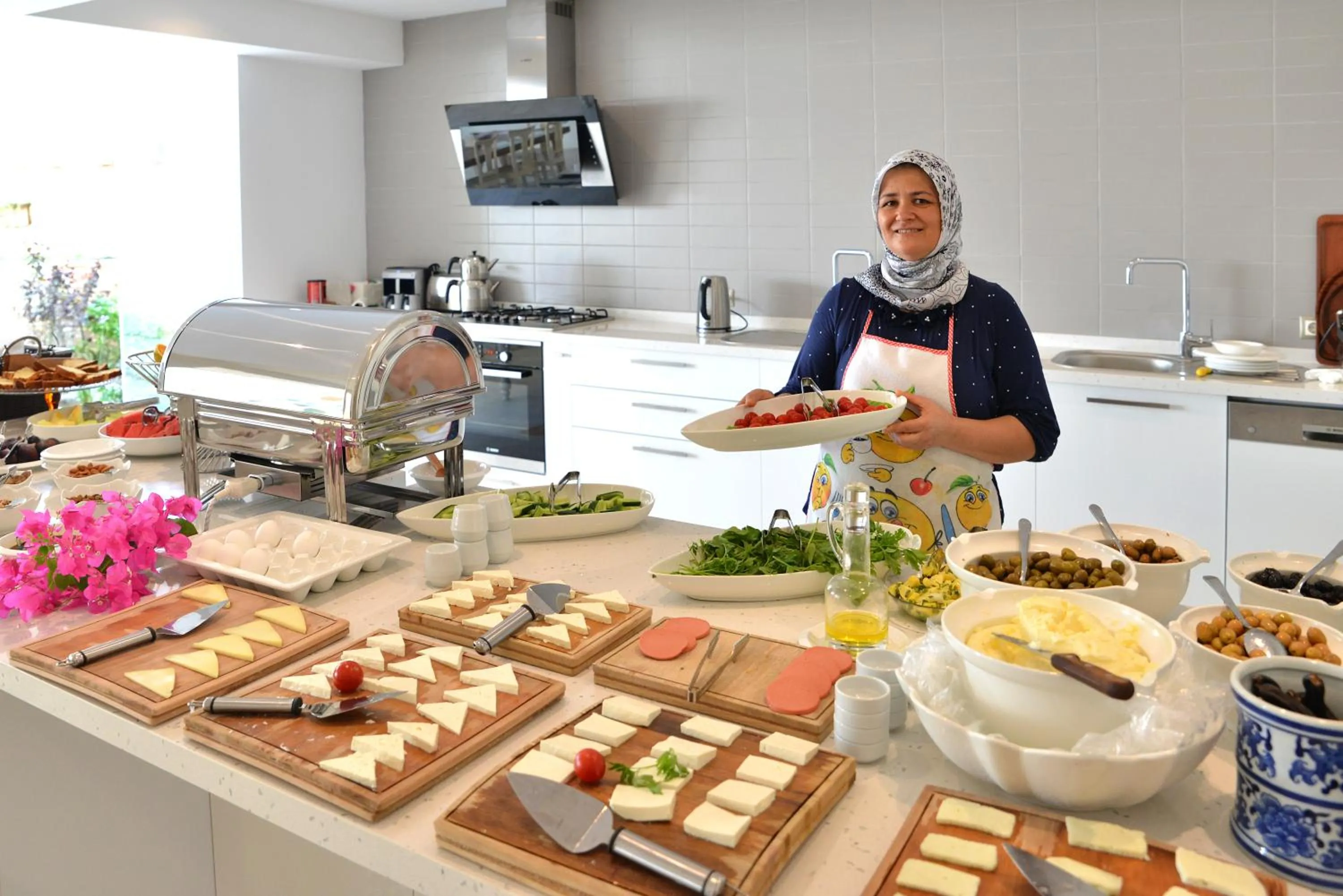 Kitchen or kitchenette in Arnna Hotel