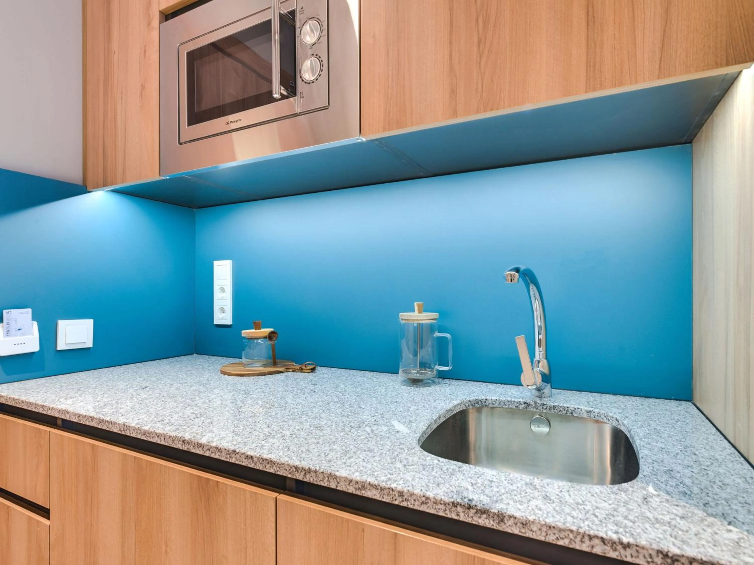 Kitchen or kitchenette in Livensa Living Studios - Valencia Viveros