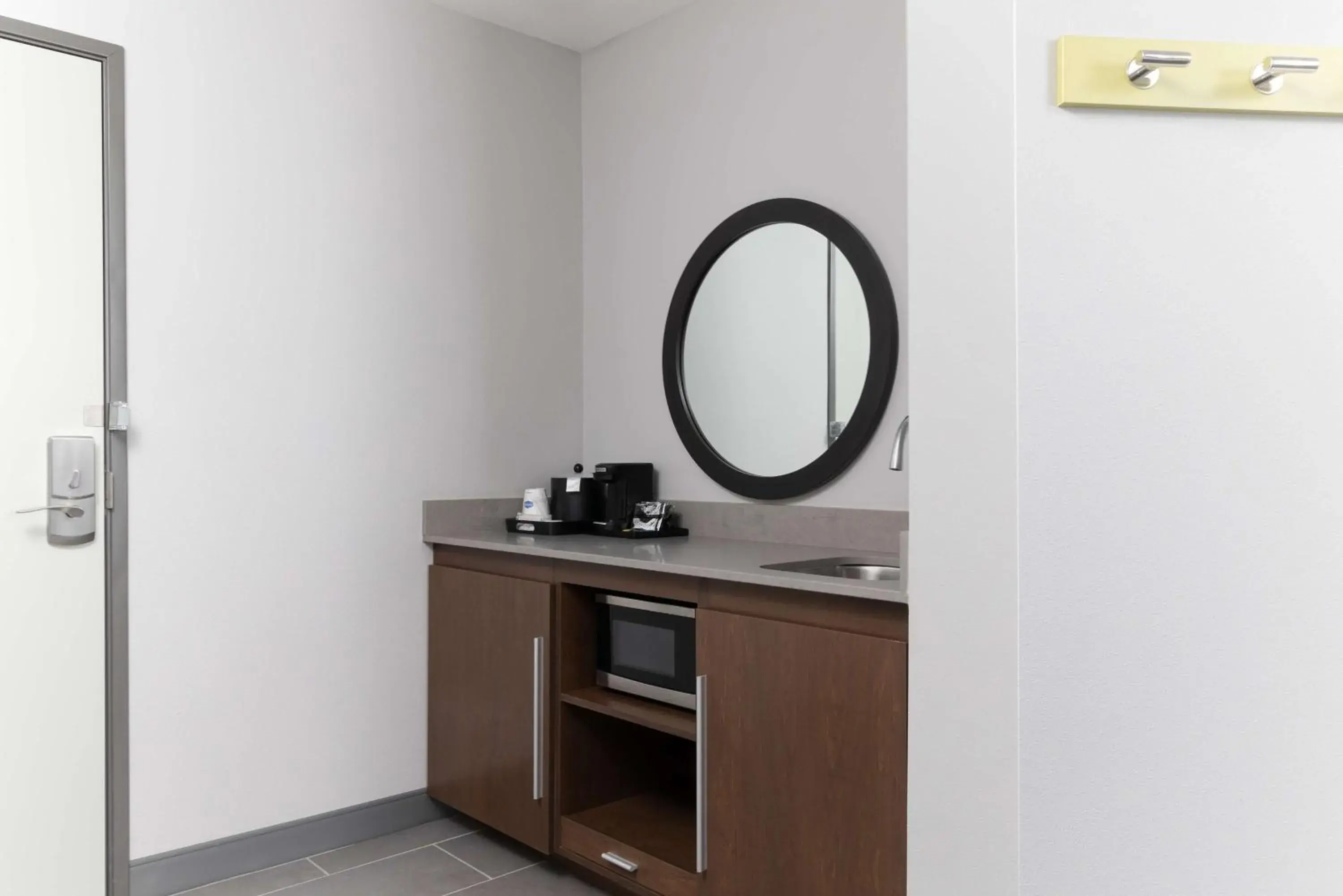 King Studio with Sofa Bed - Hearing Accessible in Hampton Inn & Suites Porter Ranch Los Angeles King Studio with Sofa Bed - Hearing Accessible in Hampton Inn & Suites Porter Ranch Los Angeles