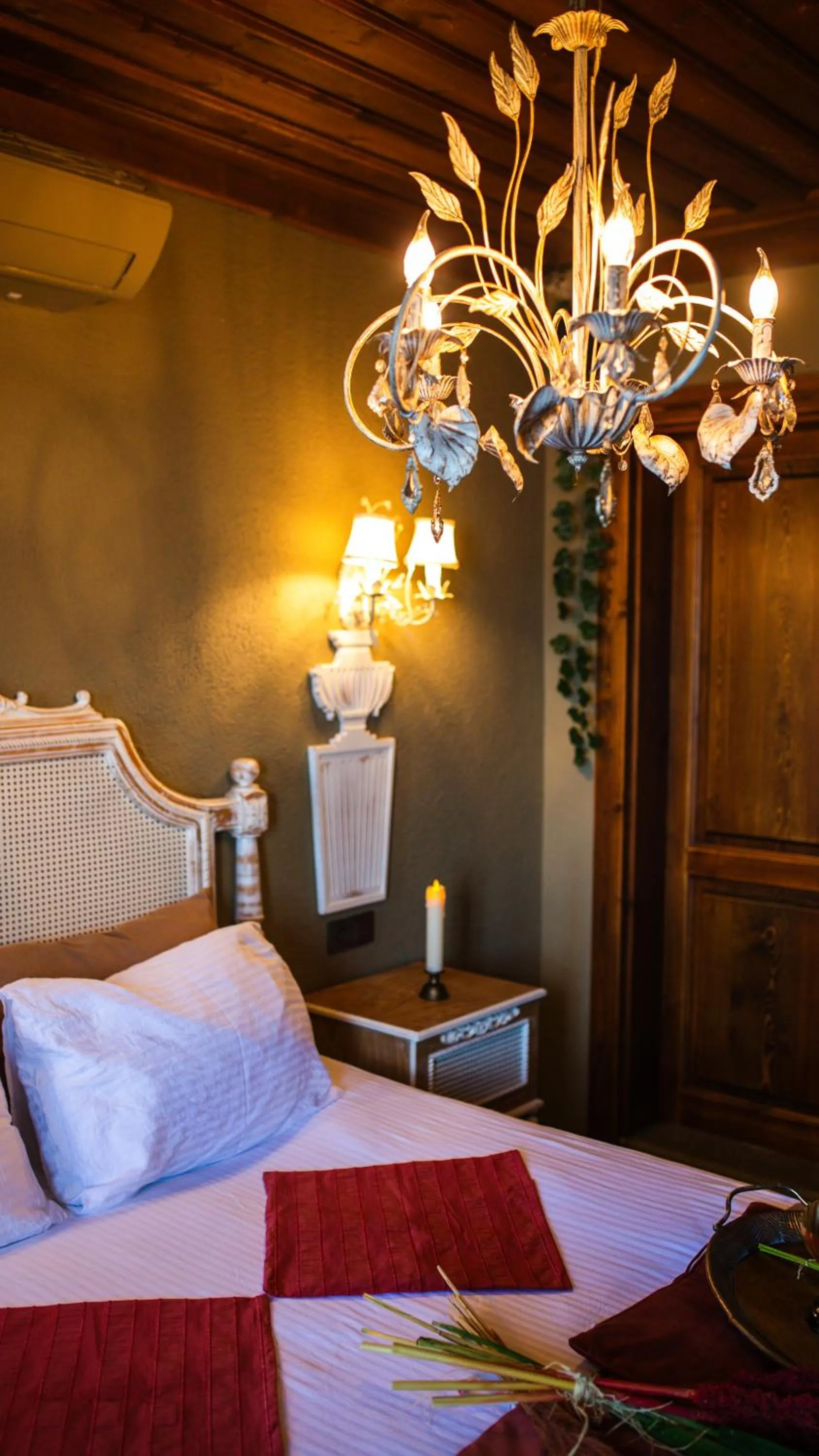 Bed in Akcatepe Dag Evleri