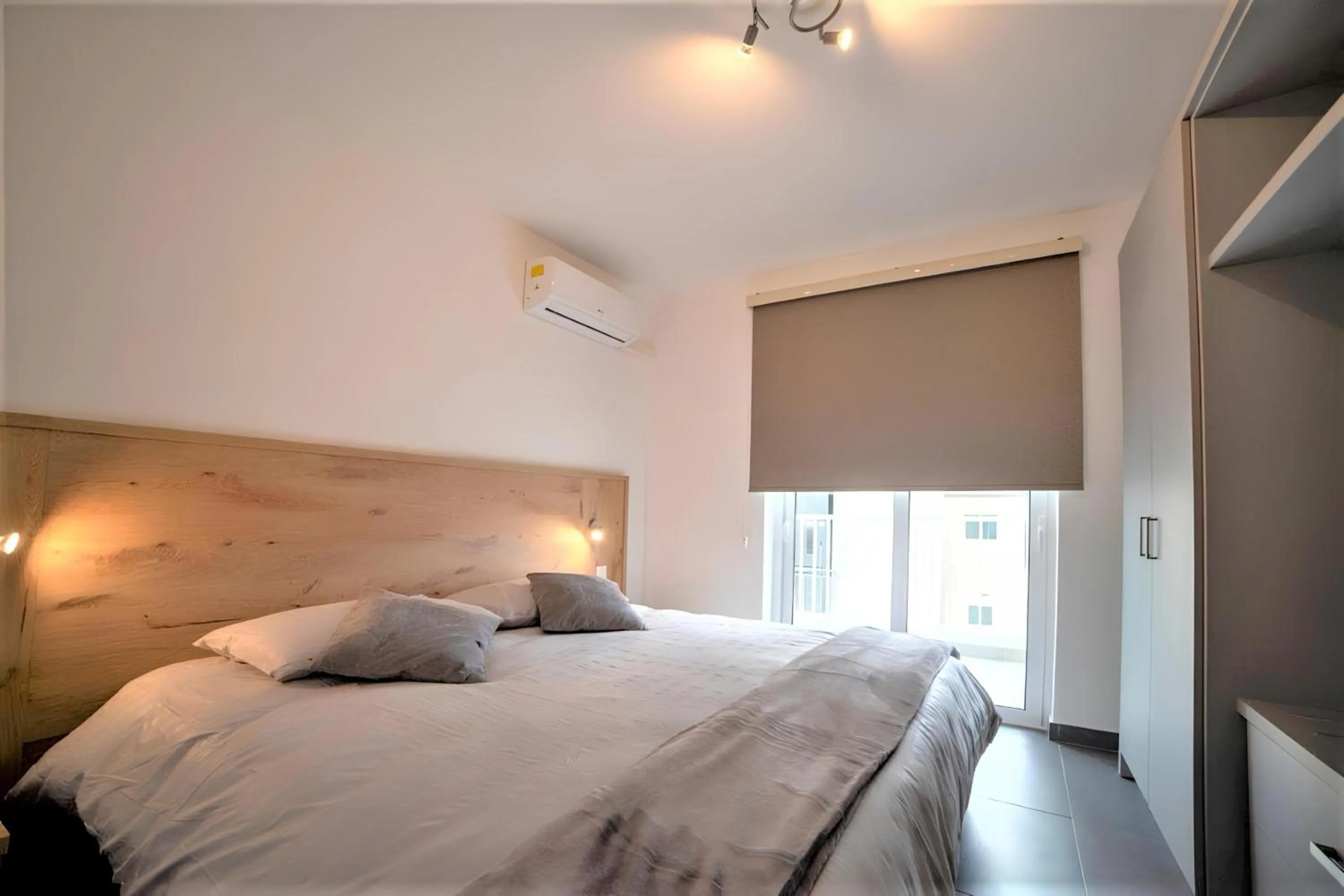 Bed in Elise Apartments