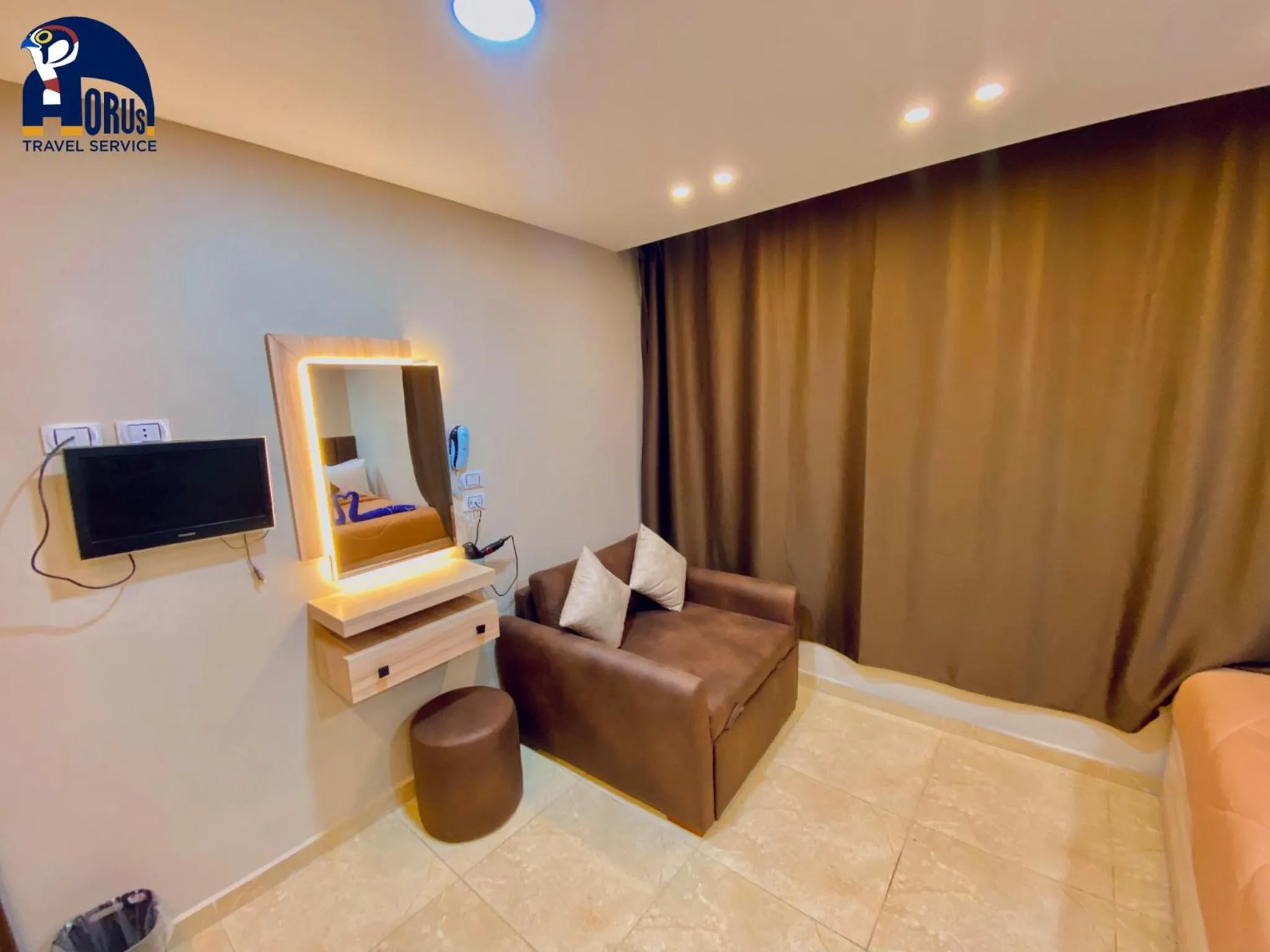 Horus Horizon INN Pyramids View