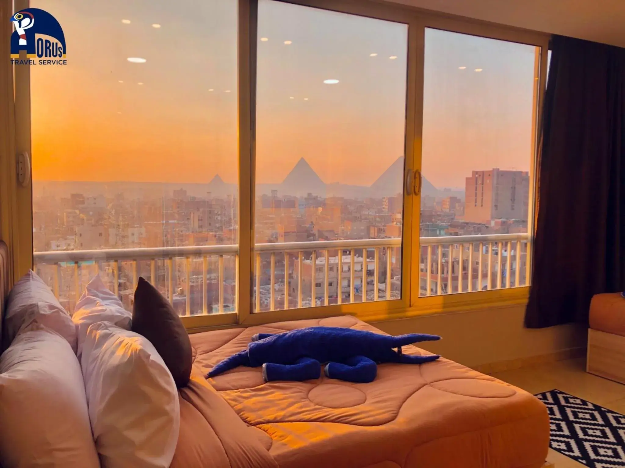 Junior Family Room With Pyramids View in Horus Horizon INN Pyramids View Junior Family Room With Pyramids View in Horus Horizon INN Pyramids View