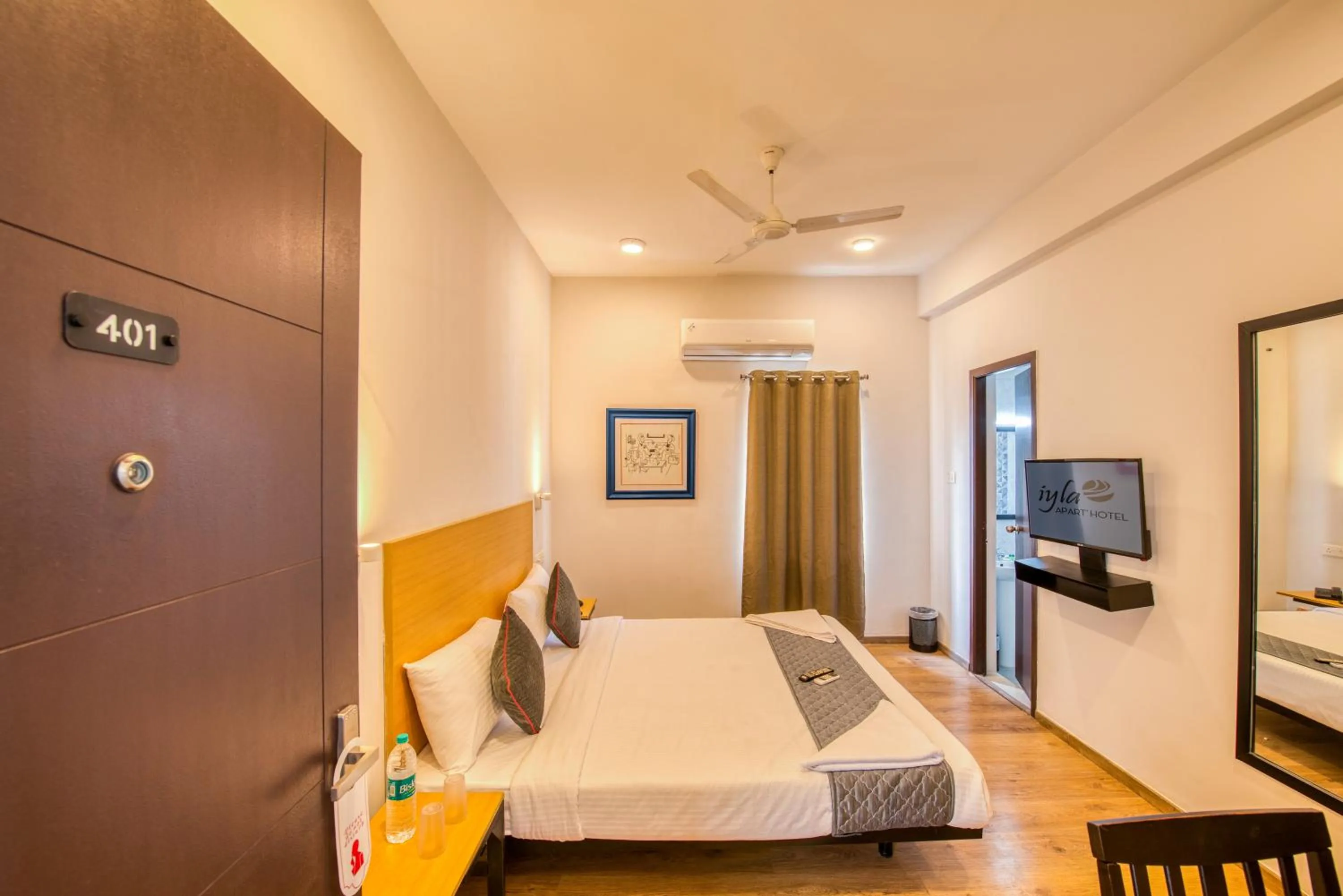 Bed in Iyla Apart Hotel