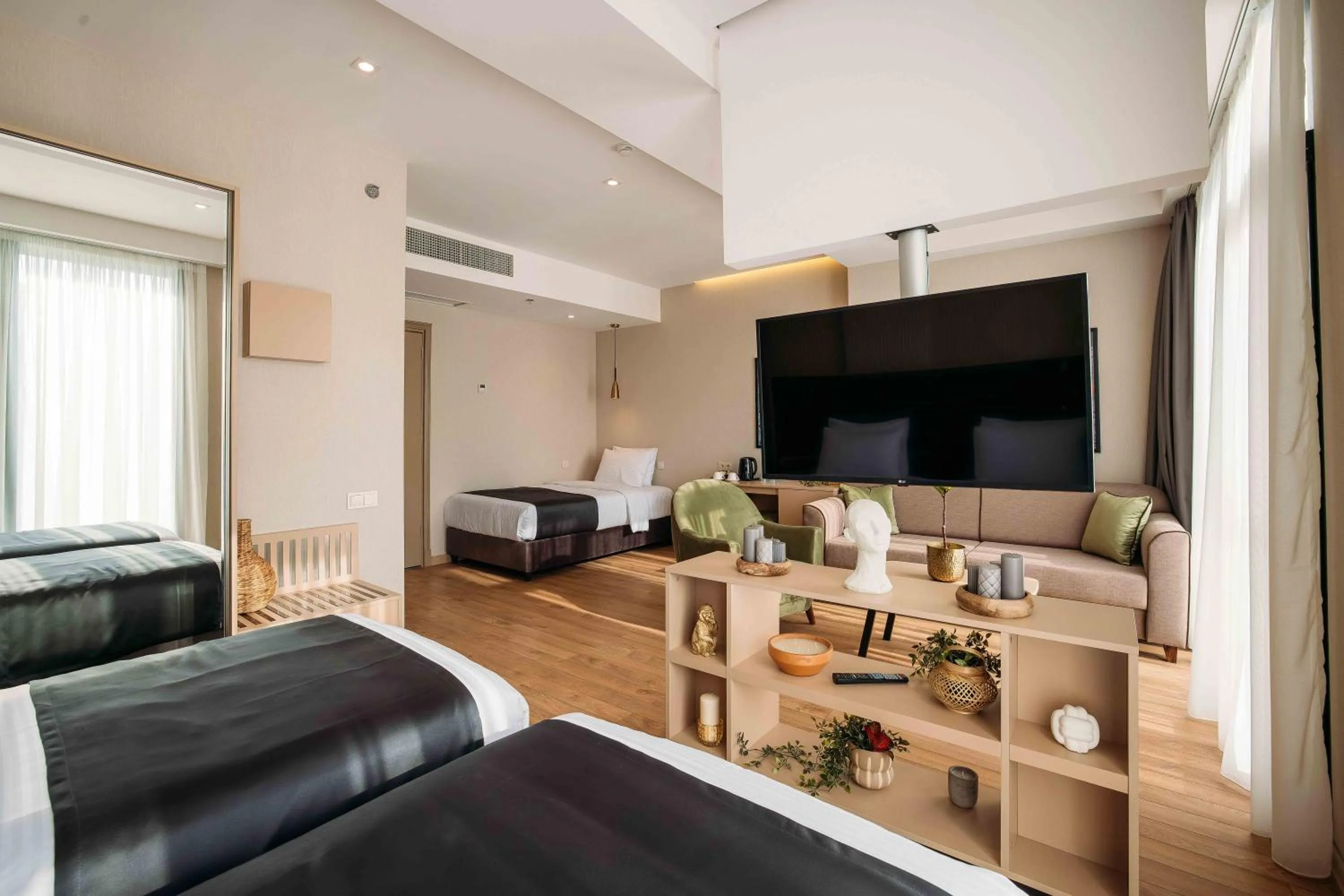 Bed in Hotel Monday by DNT Group