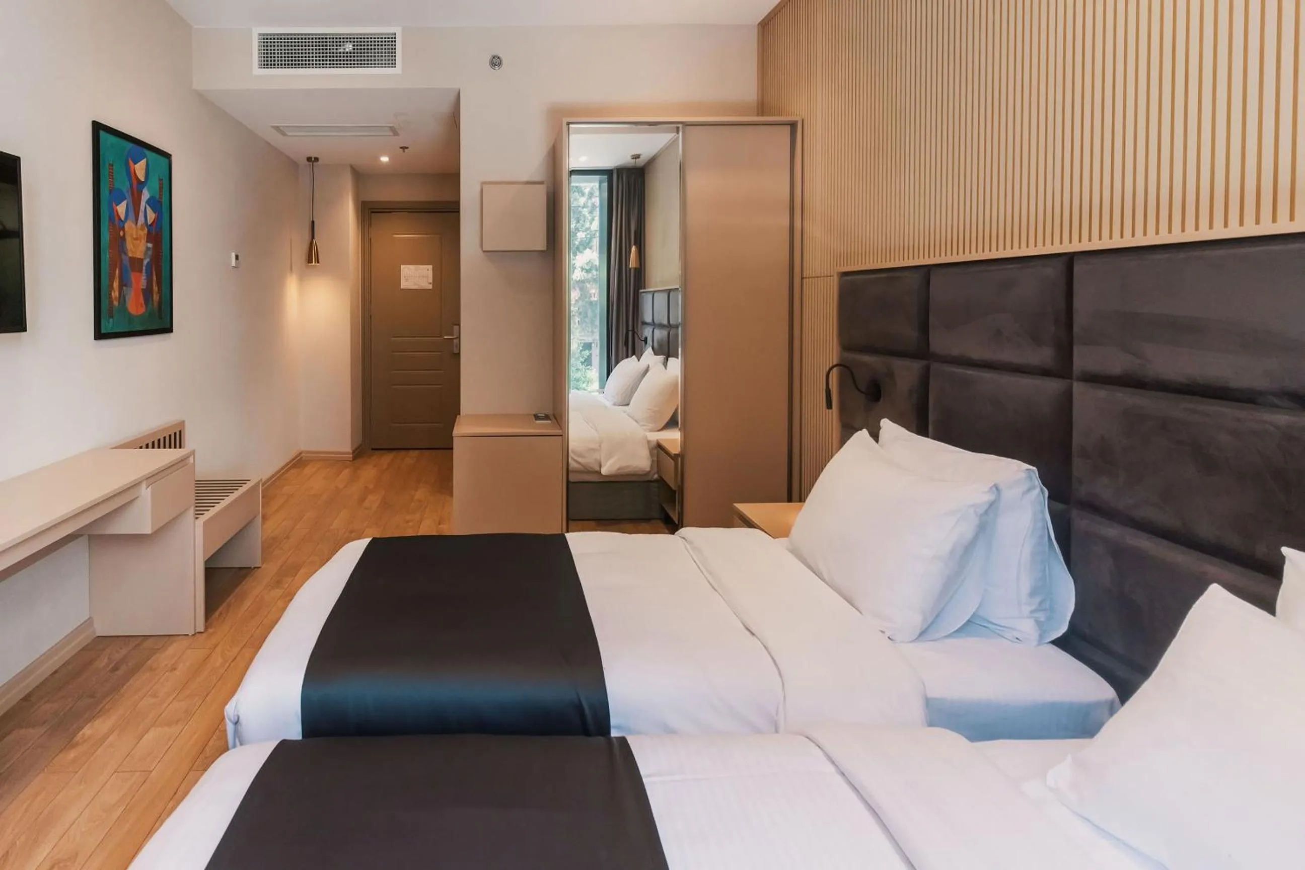 Photo of the whole room, Bed in Hotel Monday by DNT Group