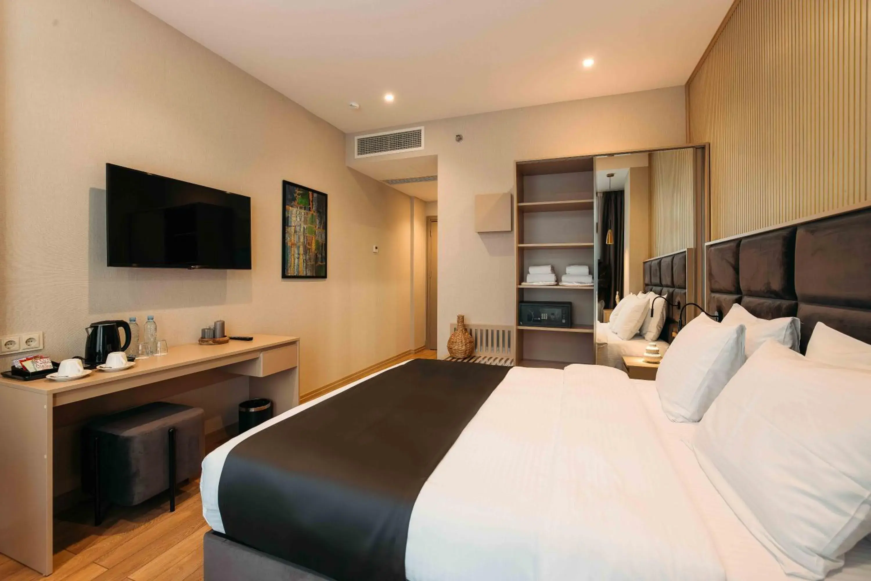 Standard Double Room - single occupancy in Hotel Monday by DNT Group Standard Double Room - single occupancy in Hotel Monday by DNT Group