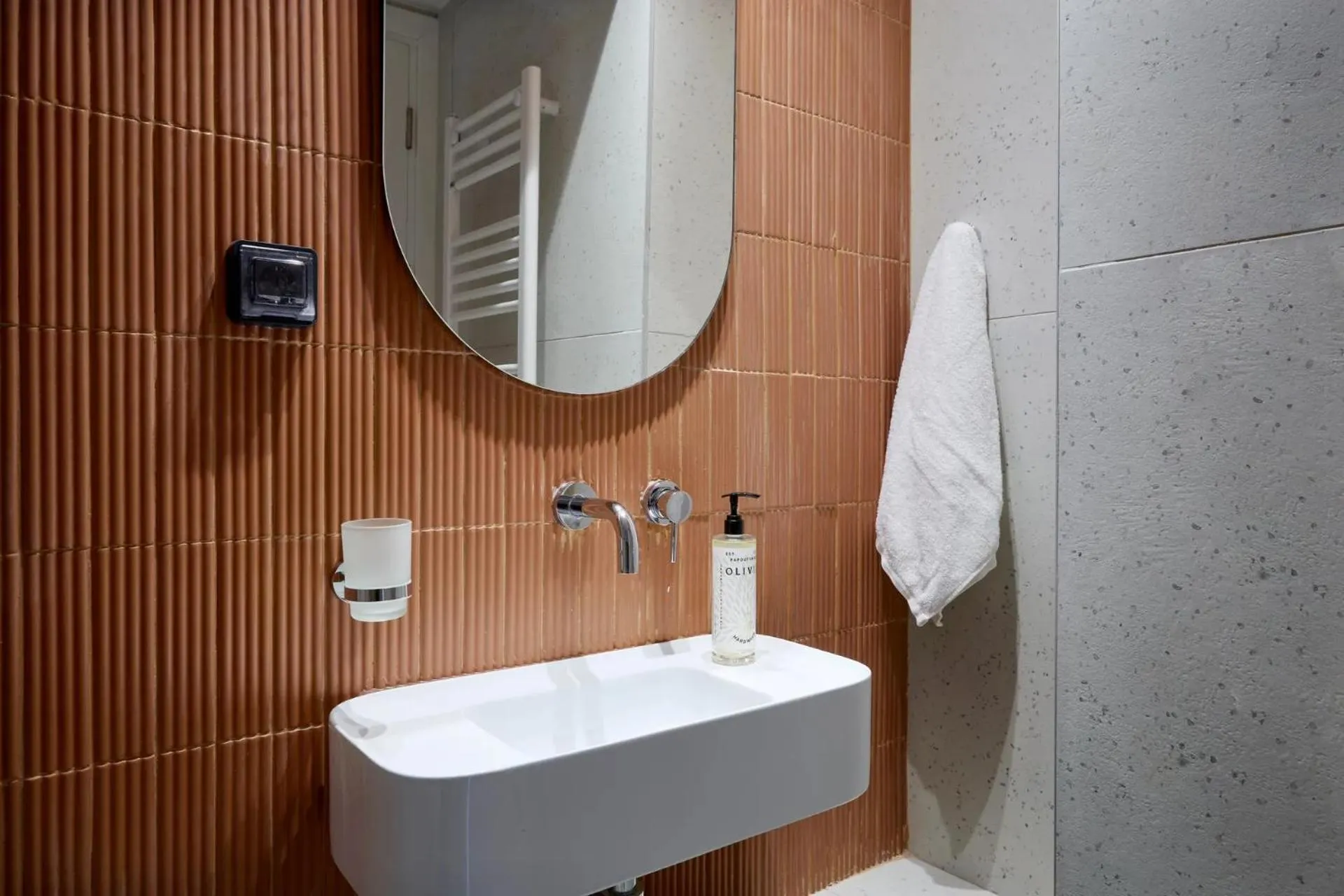 Bathroom in Twinn Downtown Piraeus, Santikos Collection